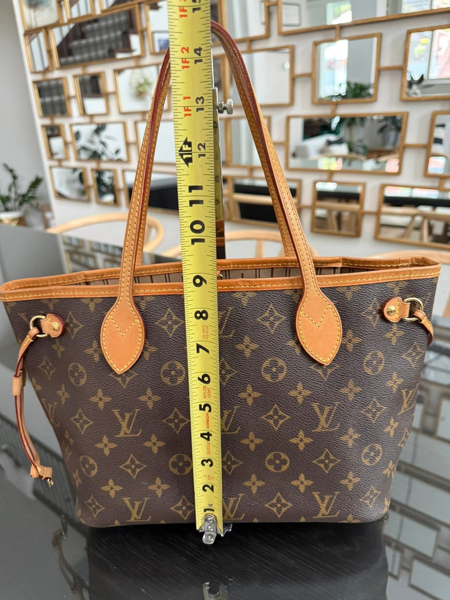 Neverfull PM in Monogram with Dustbag 🗓️ Year: 2009
