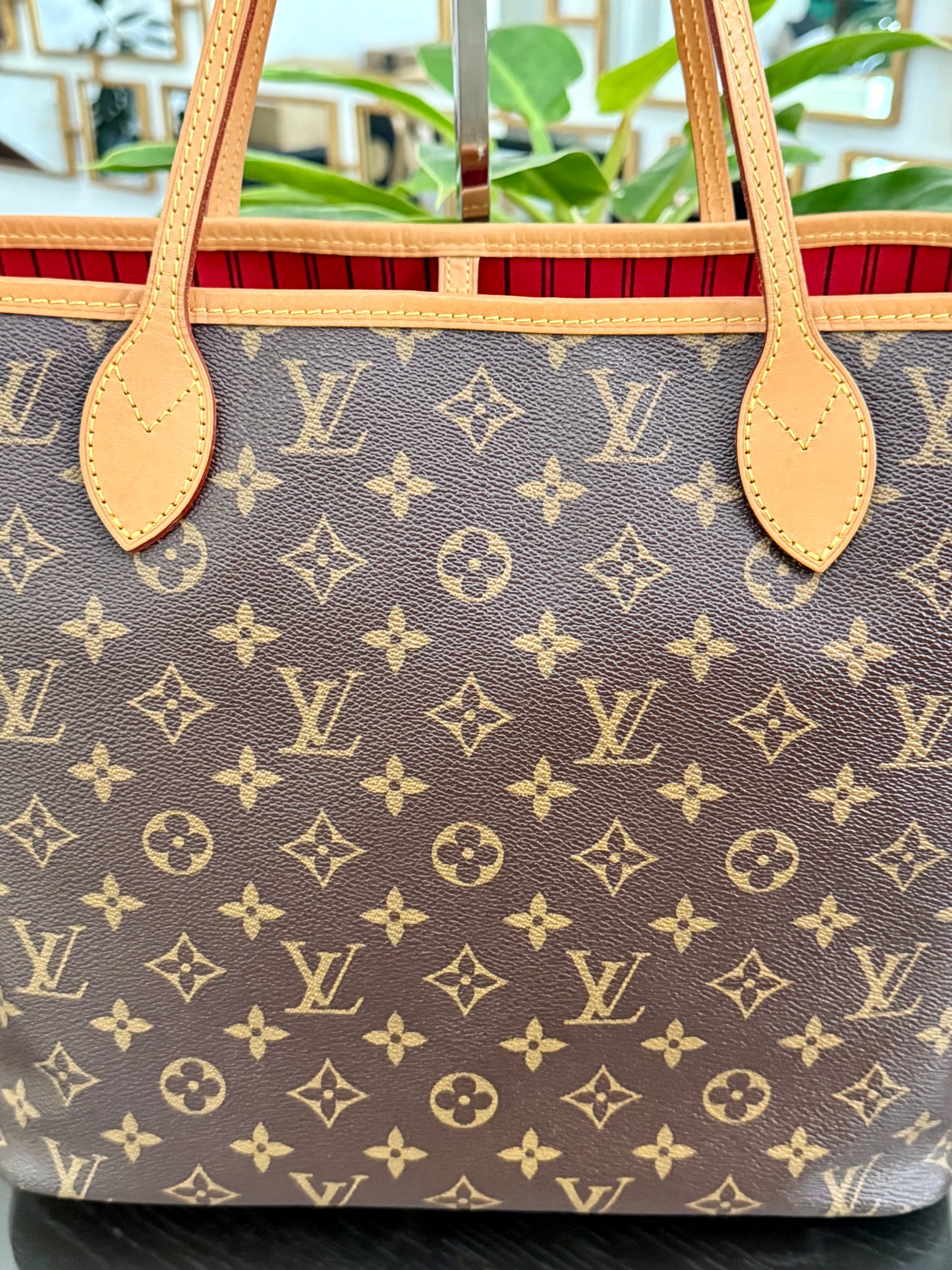 Neverfull MM in Monogram Cerise Interior with Dustbag 🗓️ Year: 2017