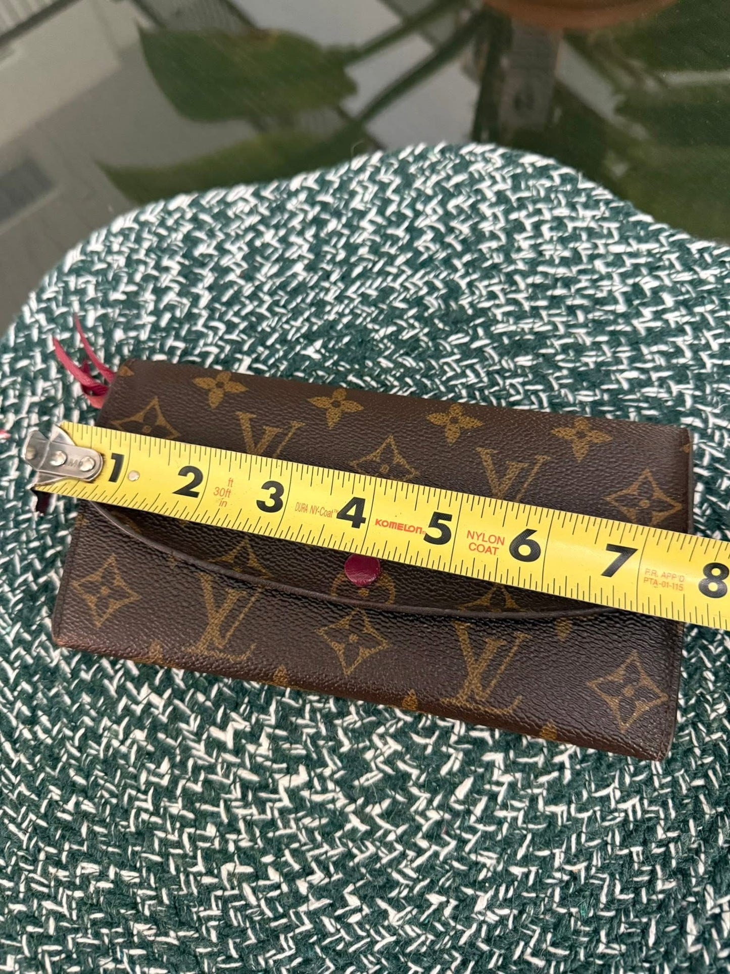 Emilie Peony Wallet in Monogram 🗓️ Year: 2017