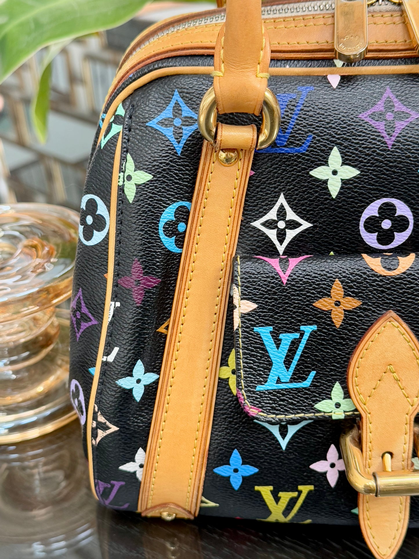 Multicolor Priscilla with Dustbag 📅 Year: 2008