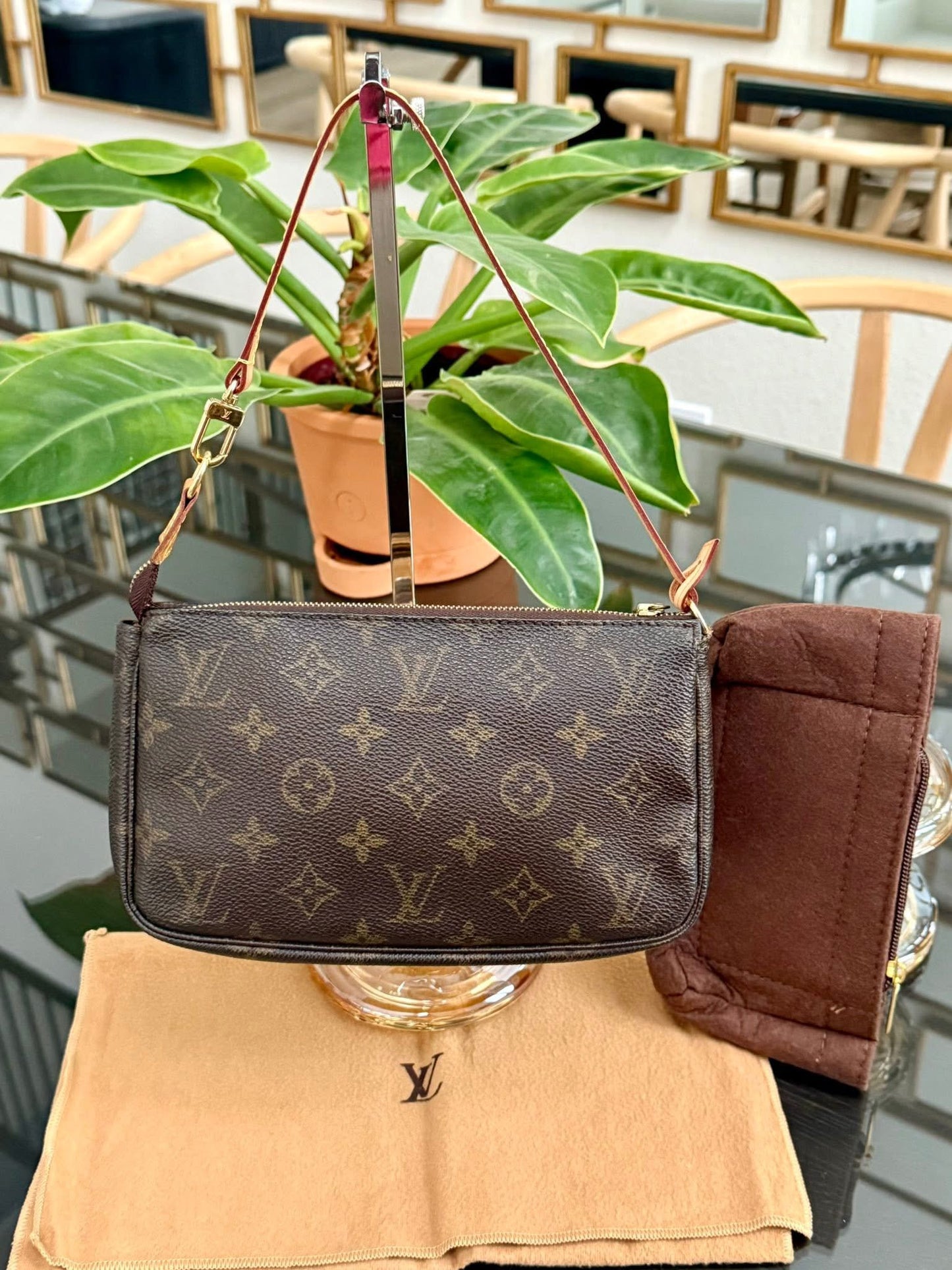 Pochette Accessories with Dustbag and Insert organizer -🗓️ Year: 2000