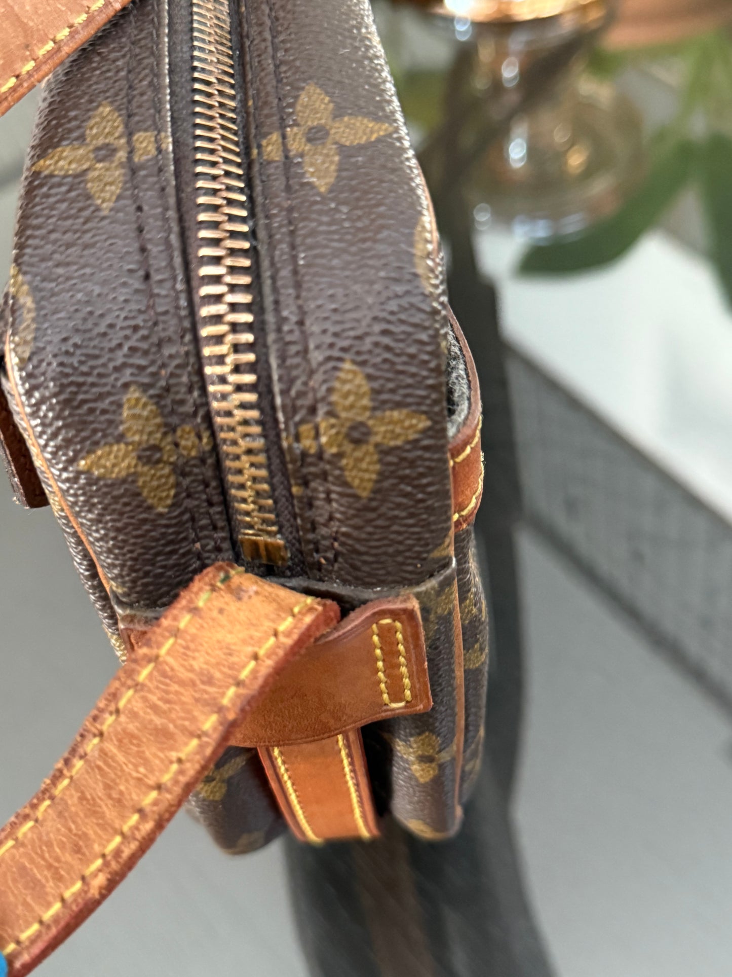 Jeaunefille MM Crossbody -Year: 1990