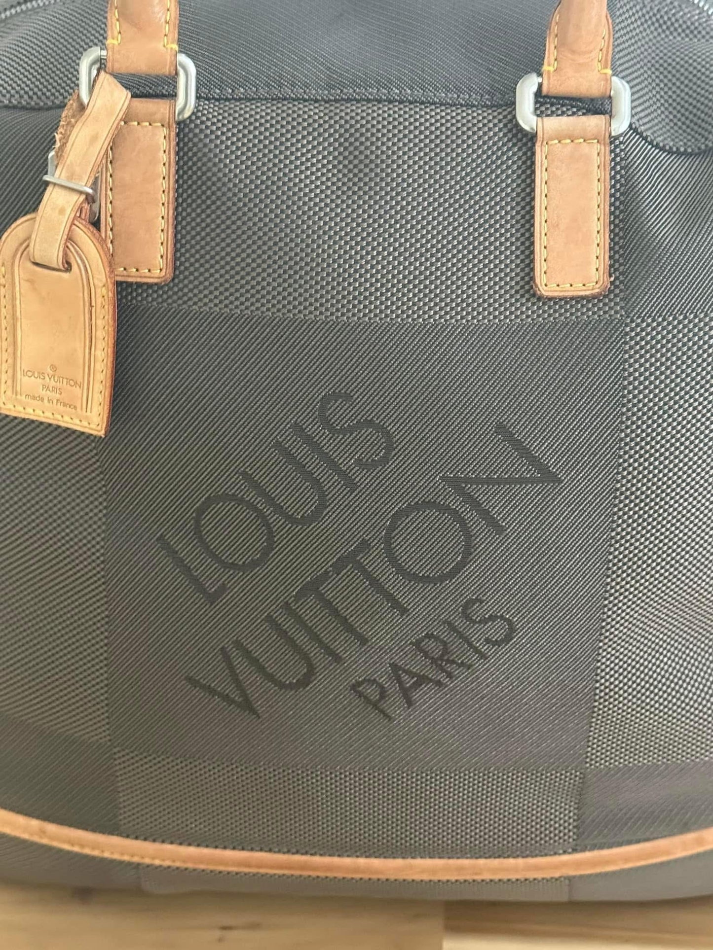 Damier Geant Aventeur Sport/Travel Bag -Year: 2004