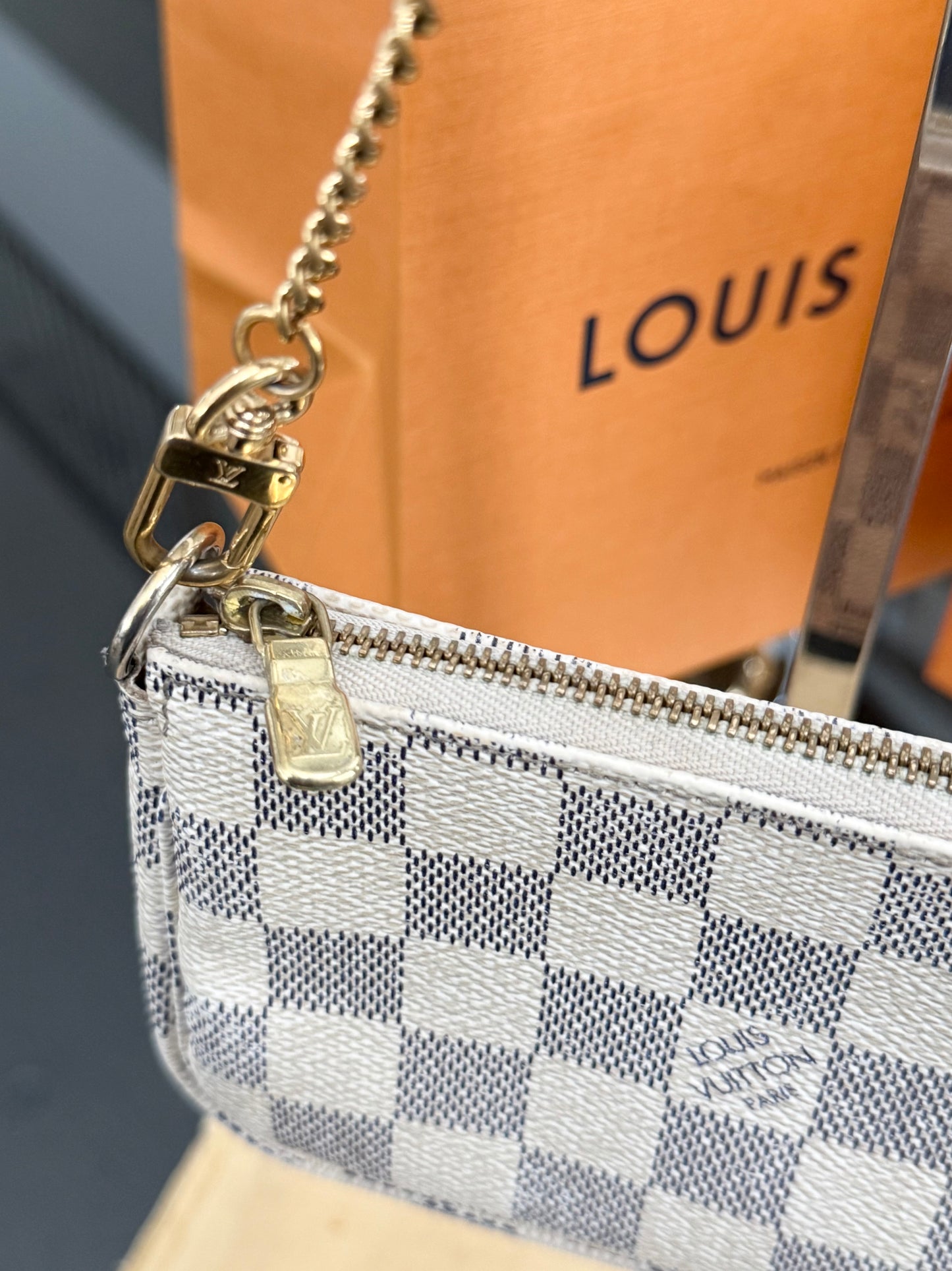 Mini Pochette Accessories in Azur - 📅 Year: 2010