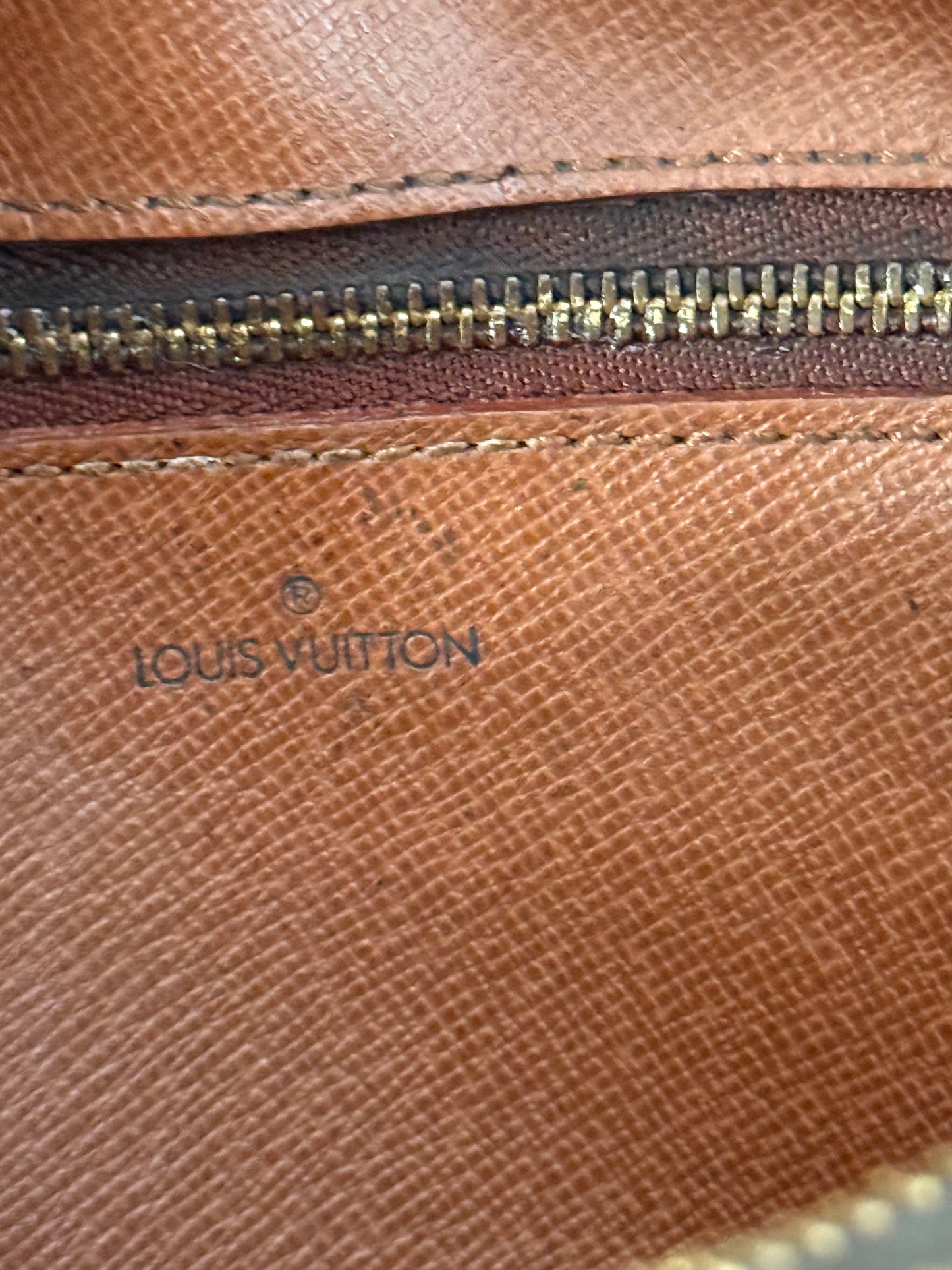 Jeaunefille MM Crossbody -Year: 1990