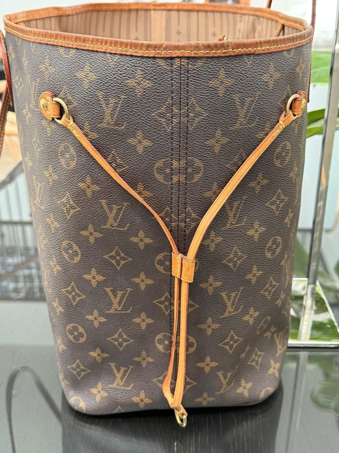 Neverfull GM in Monogram with Insert Organizer 📅 Year: 2011