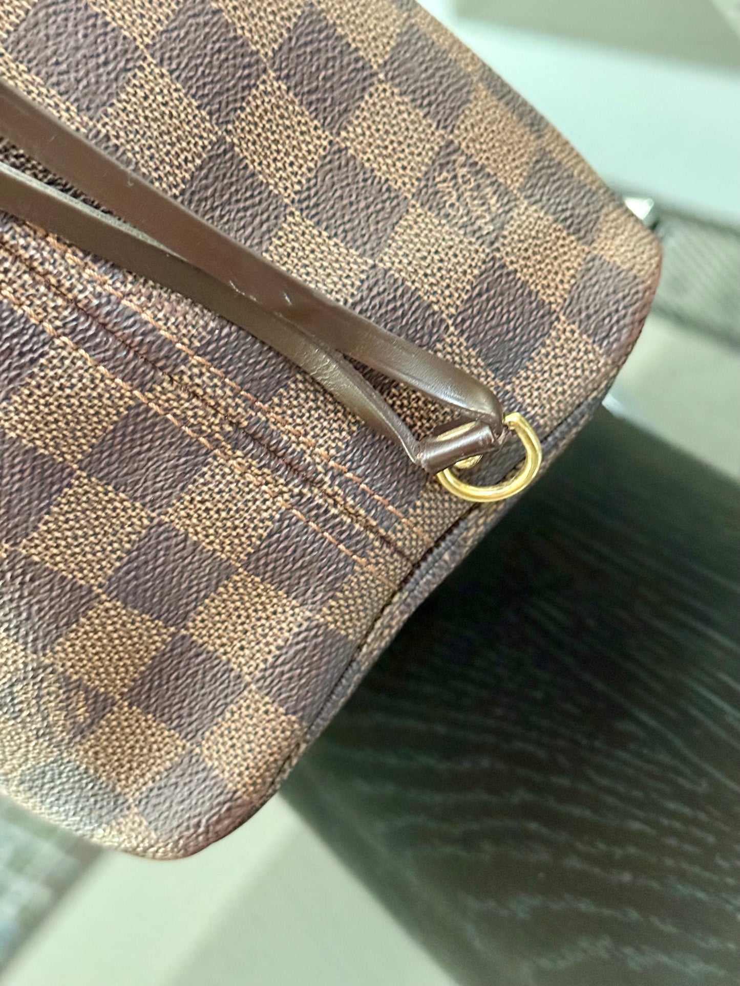 Neverfull MM in DE with Dustbag 🗓️ Year: 2010