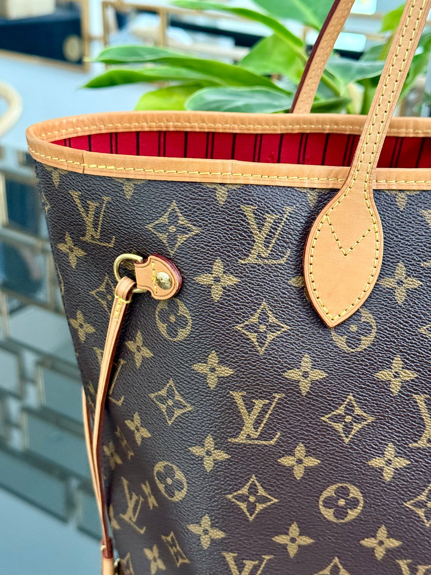 Neverfull MM in Monogram Cerise Interior with Dustbag 🗓️ Year: 2017