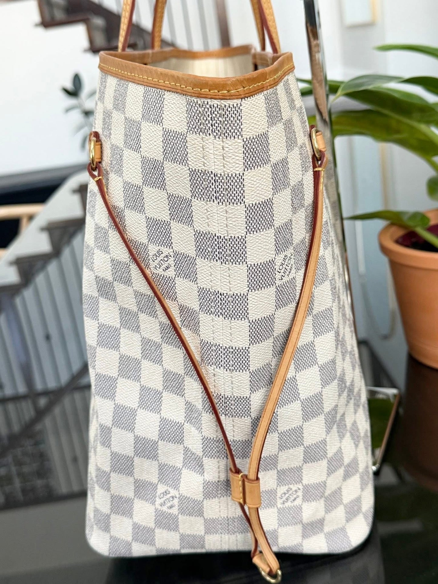Neverfull GM in Azur with Dustbag Insert Organizer 🗓️ Year: 2012