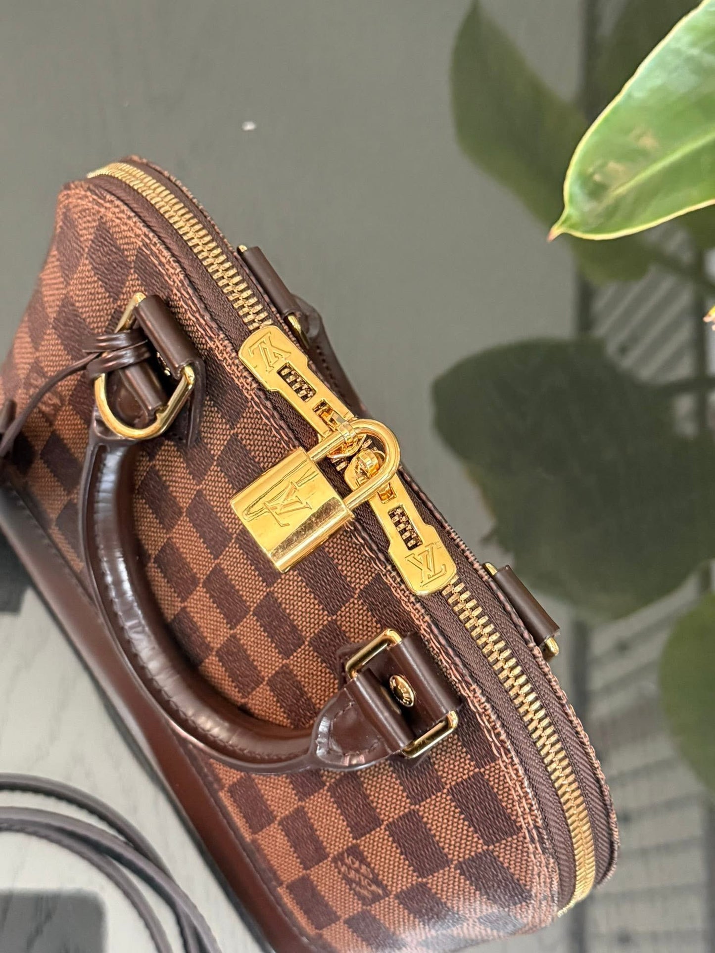 Alma BB in DE with Clochette, Lock 🔐 key, Original Strap, Box Dustbag, Paper bag and Insert Organizer 🗓️ Year: 2017-