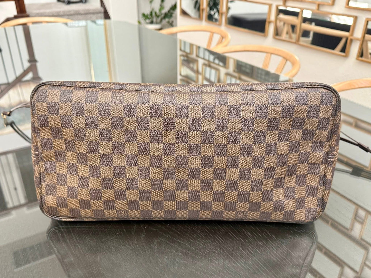 Neverfull GM in DE with Insert Organizer and Dustbag 🌺 📅 Year: 2009