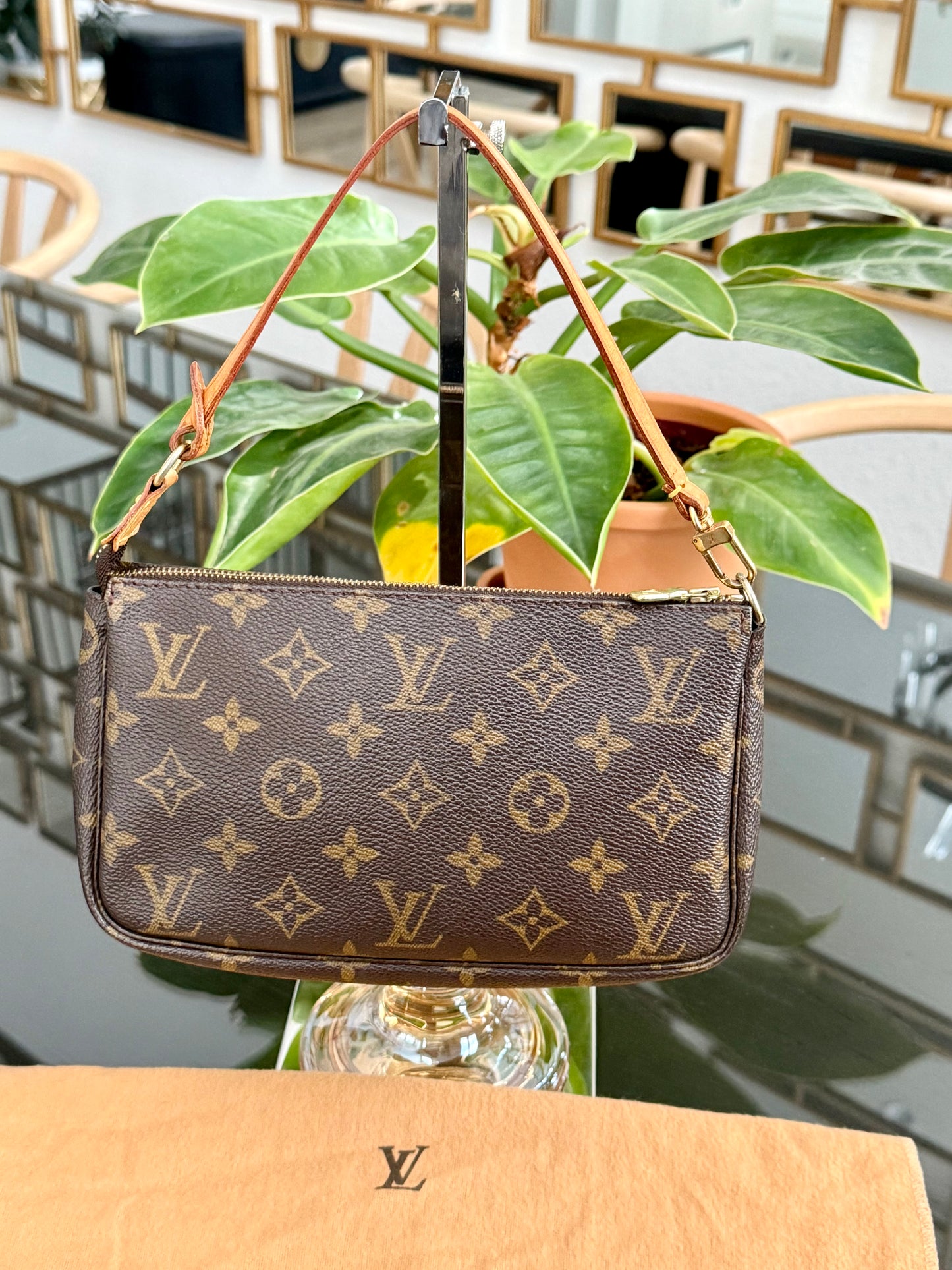 Monogram Pochette Accessories with Dustbag 📅 Year: 2000