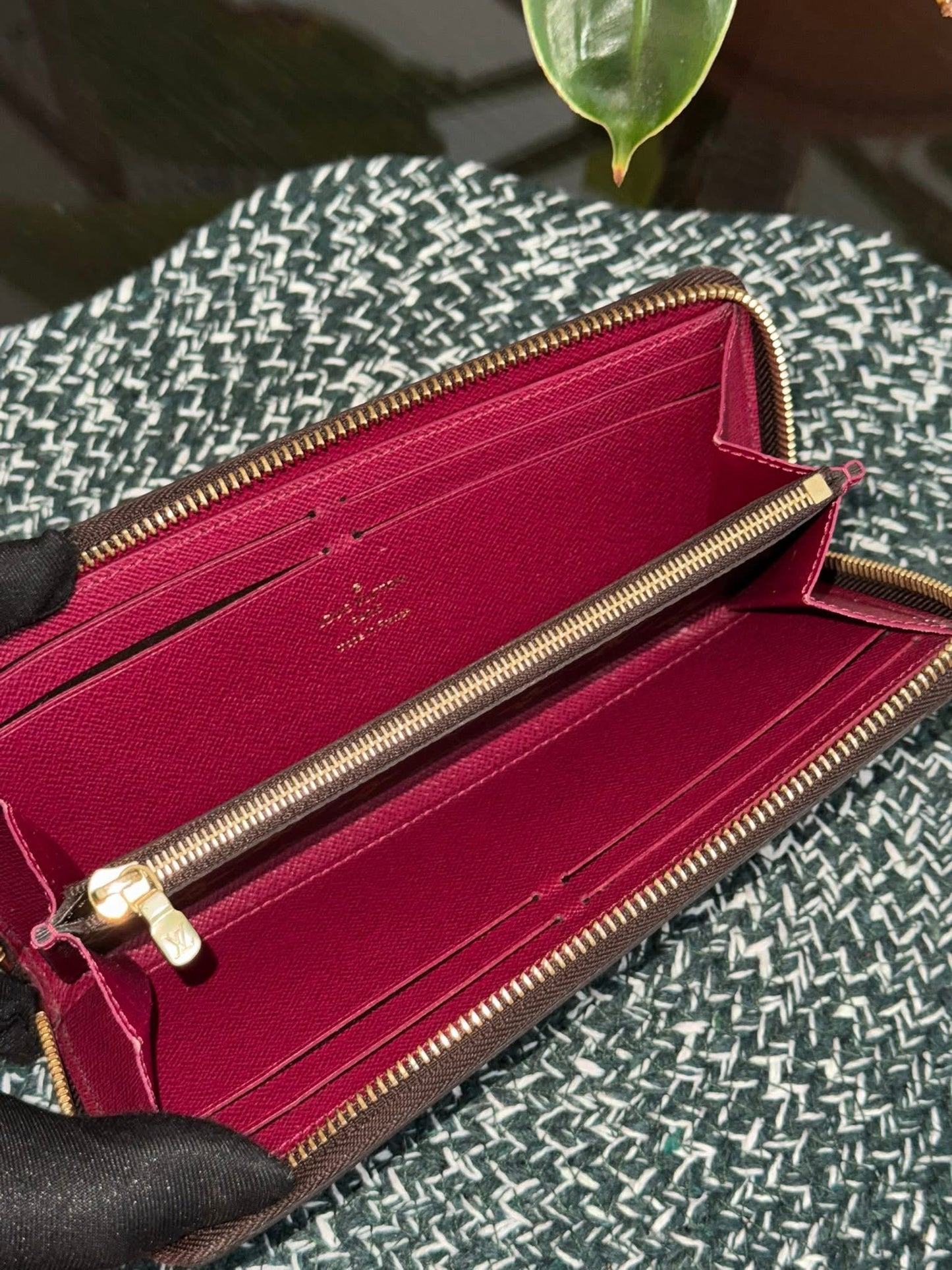 Clemence Wallet in Peony with Dustbag 🗓️ Year 2020