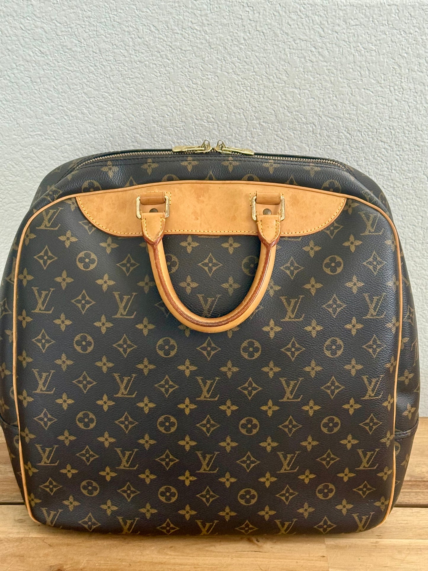 Evasion MM with Luggage tag and Poignet - 🗓️ Year: 1997
