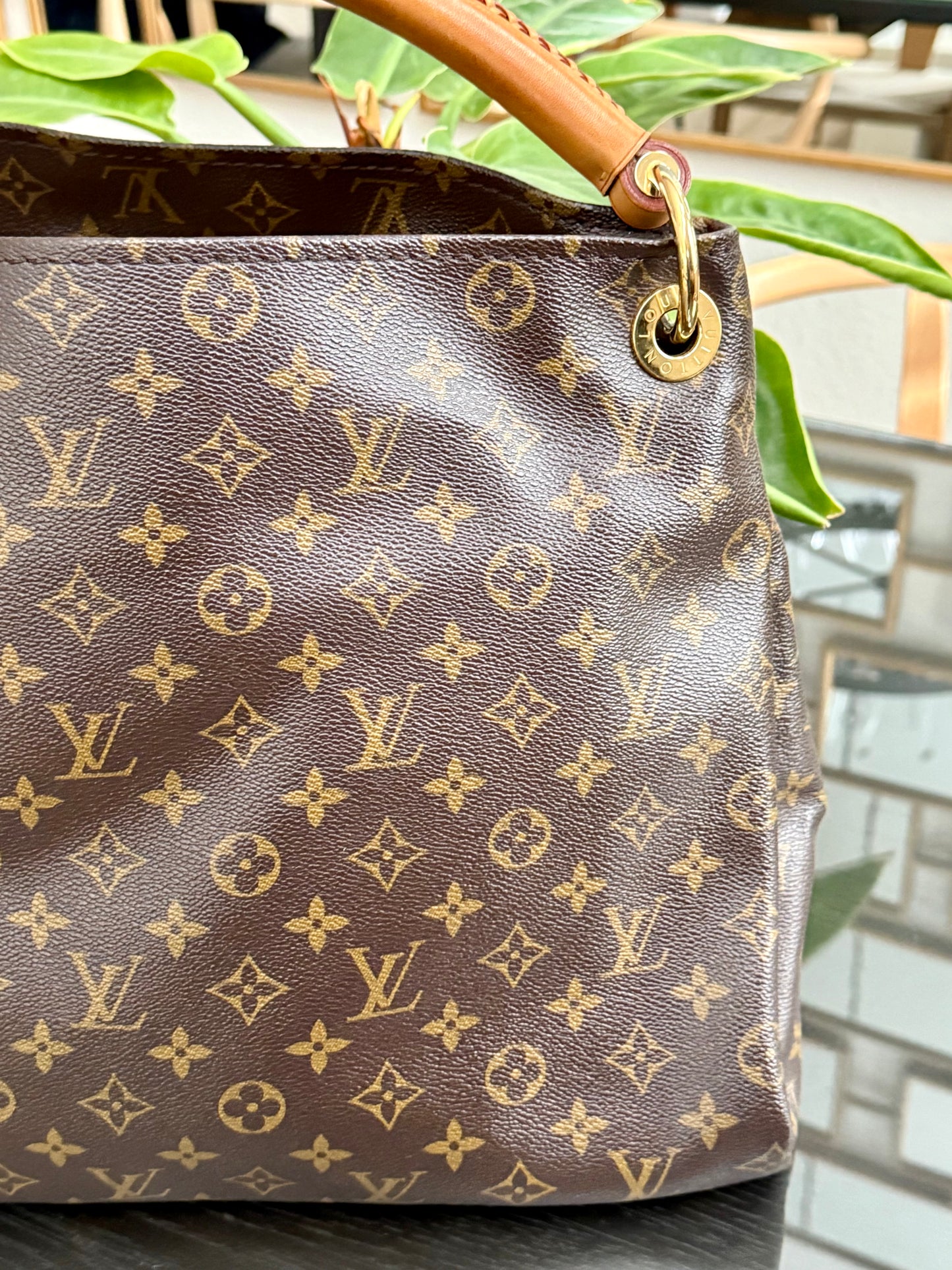 Artsy MM with Dustbag and Insert Organizer - 📅 Year: 2011