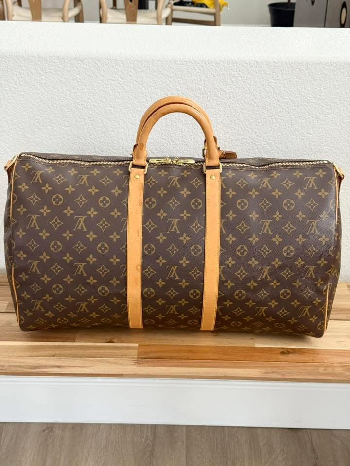 Keepall 55 Bandoulier with Original Strap, Luggage tag and Poignet 📅 Year: 2002
