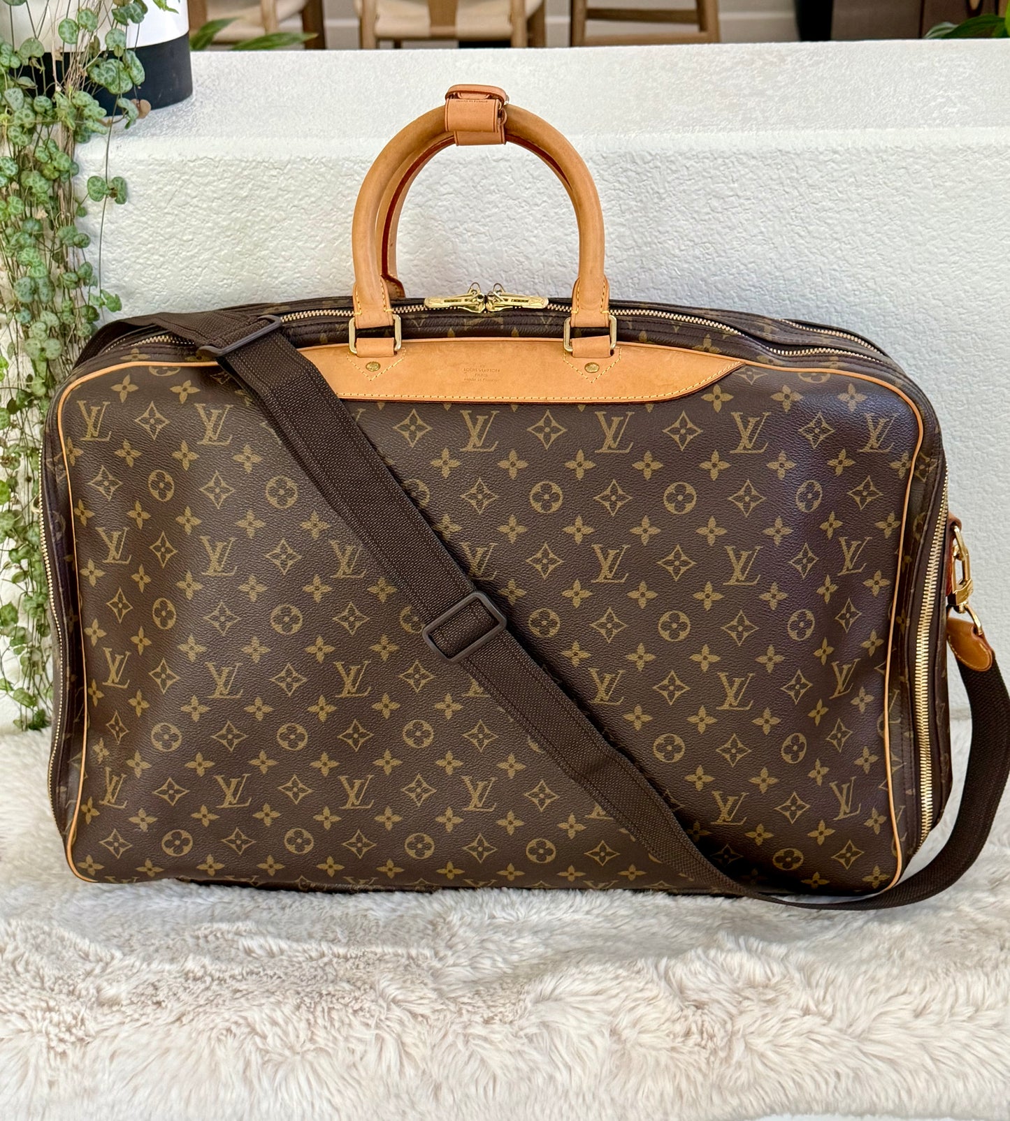 Alize II with Strap and Poignet -🗓️ Year 2005