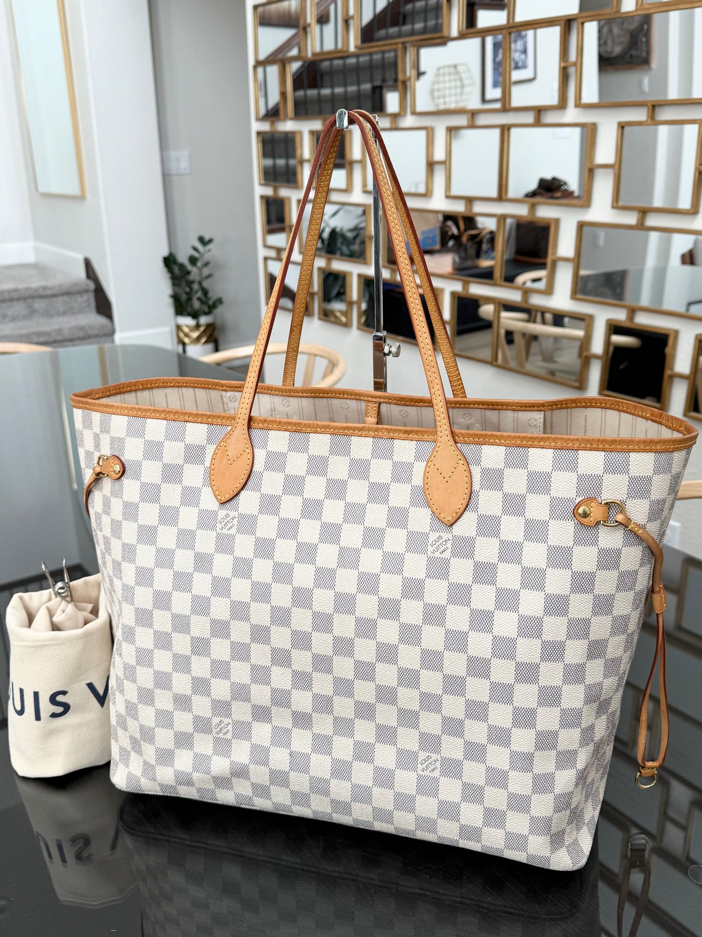 Neverfull GM in Azur with Dustbag Insert Organizer 🗓️ Year: 2011