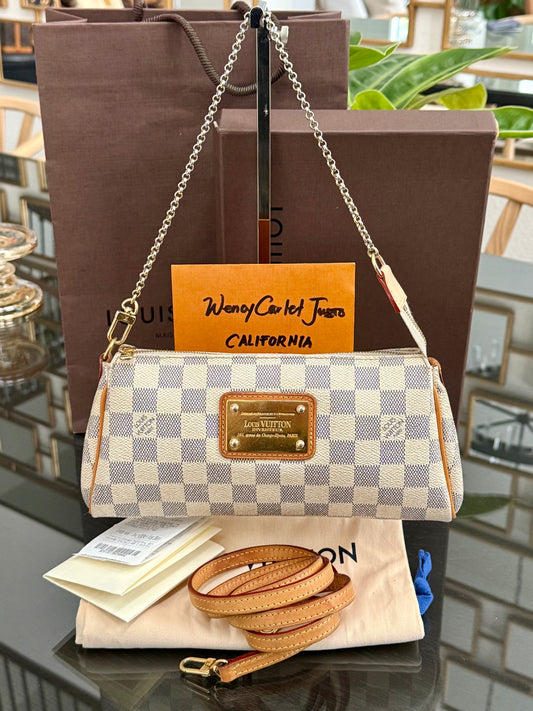 Eva Clutch in Azur with Dustbag , box and Paper bag🗓️ Year: 2011