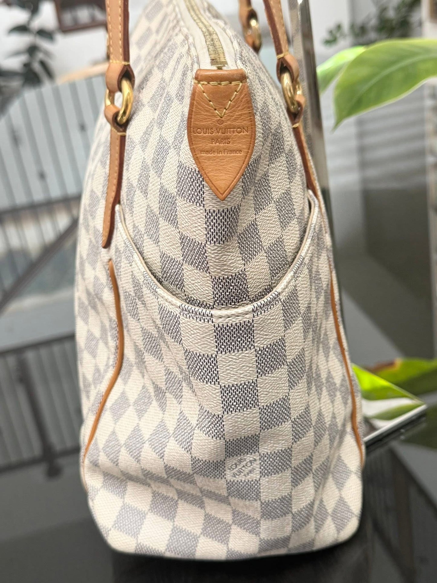 Totally MM in Azur with Dustbag and Insert Organizer 📅 Year: 2009