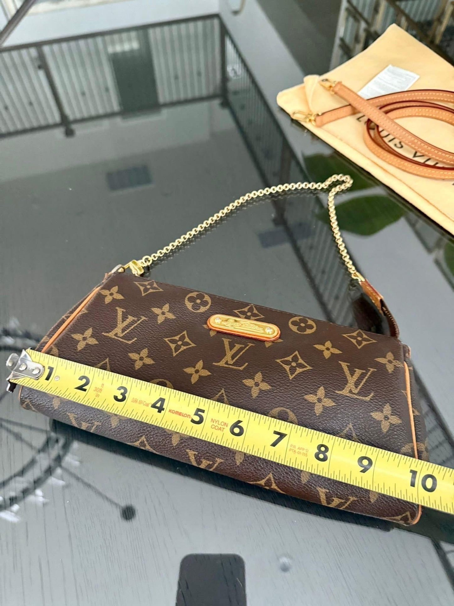 Eva Clutch in Monogram with Dustbag, Box and Paper bag 🗓️ Year: 2014