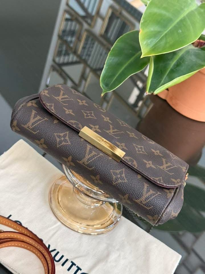 Favorite PM in Monogram with Original Strap, Dustbag, Insert Organizer, Box and Paper bag 🗓️ Year: 2015