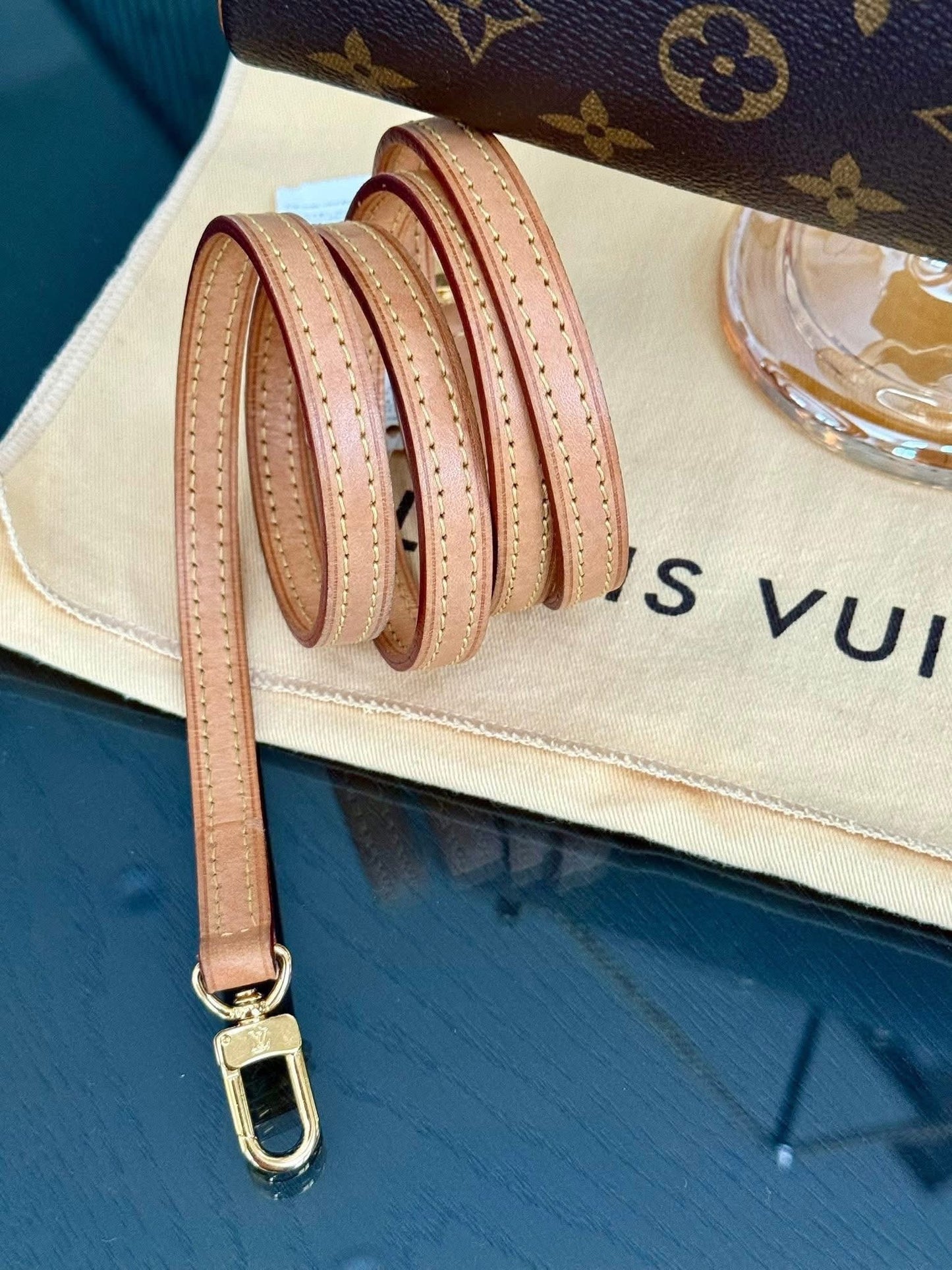 Eva Clutch in Monogram with Dustbag, Box and Paper bag 🗓️ Year: 2014