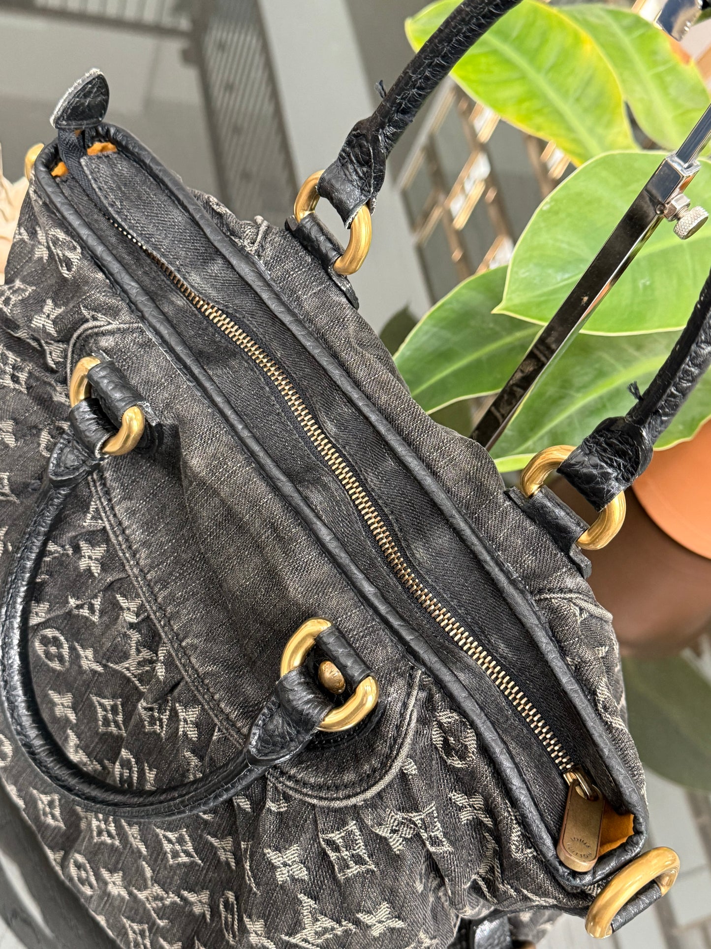 Neo Cabby GM Denim Black with Dustbag 🗓️