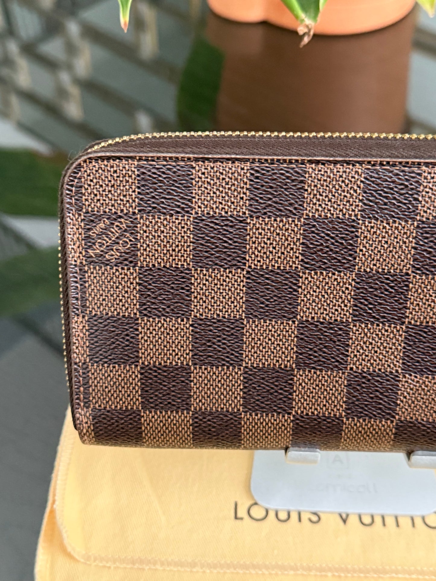 Zippy Long Wallet in DE with Dustbag and box 🗓️ Year: 2013