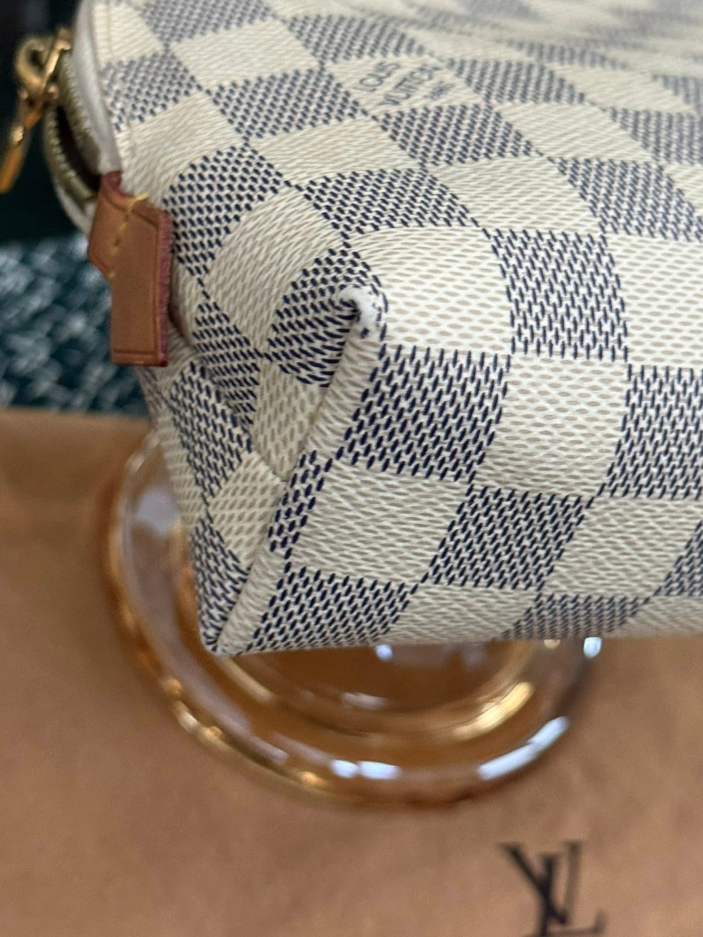 Cosmetic Pouch GM in Azur with Dustbag 🗓️ Year: 2018