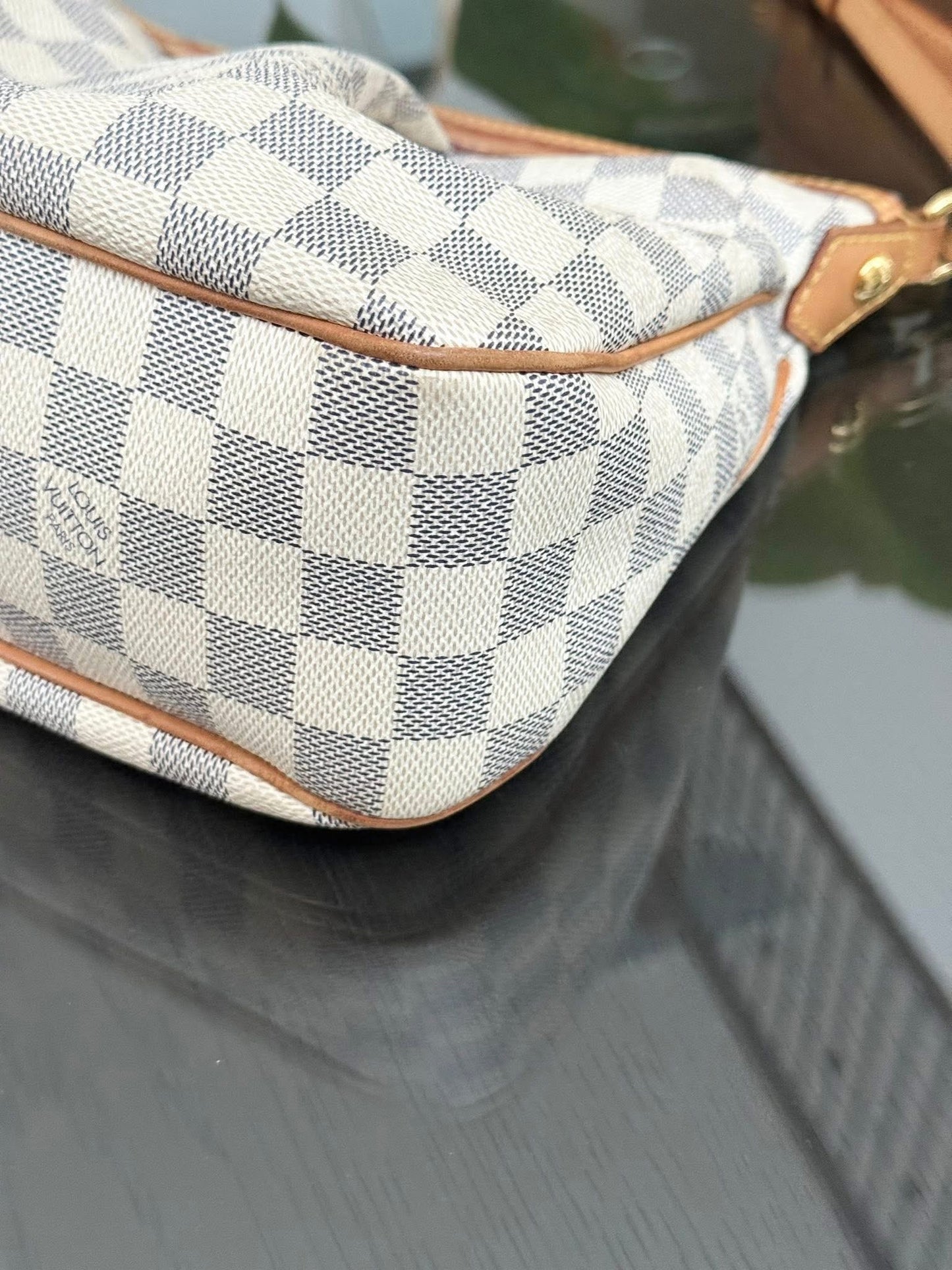 Siracusa PM Crossbody - 🗓️ Year: 2011