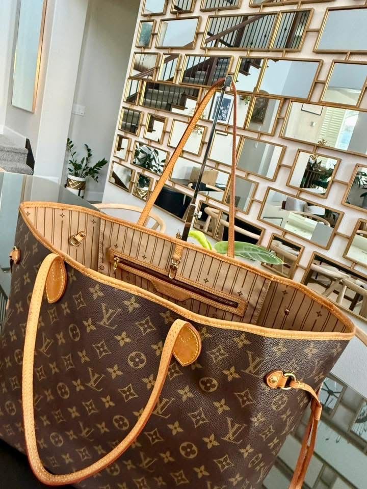 Neverfull GM Monogram with Insert Organizer -🗓️ Year: 2007