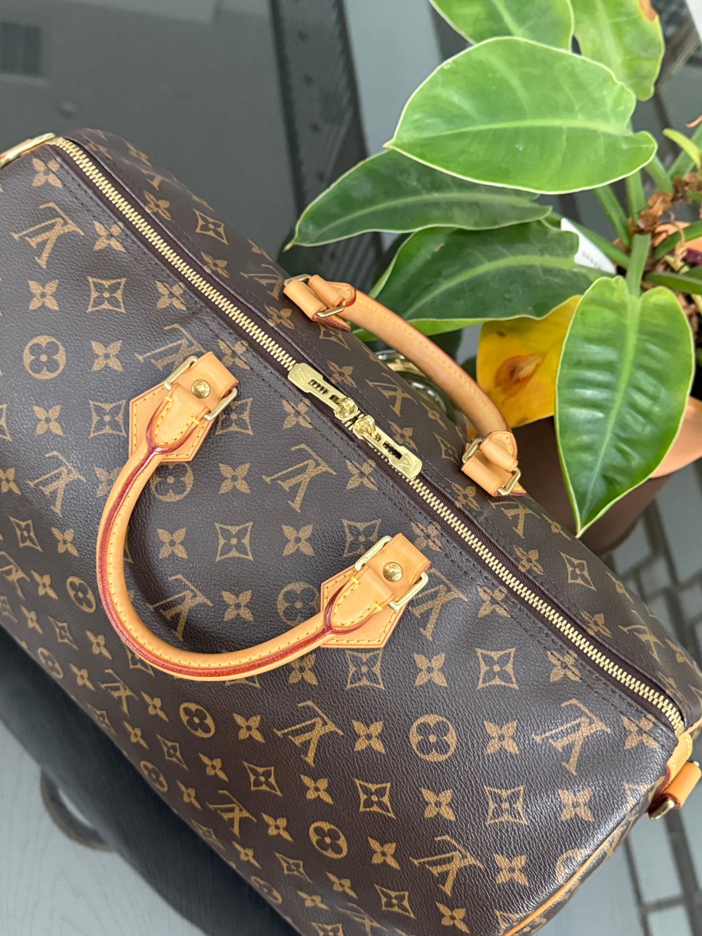 Speedy 40 Bandoulier in Monogram with Lock 🔐, Key and Dustbag 🗓️ Year: 2012