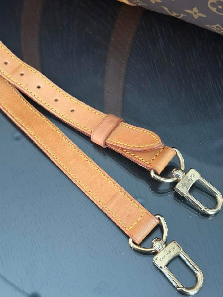 Keepall 45 Bandoulier with Original Strap , Luggage Tag and Poignet 📅 Year: 1989
