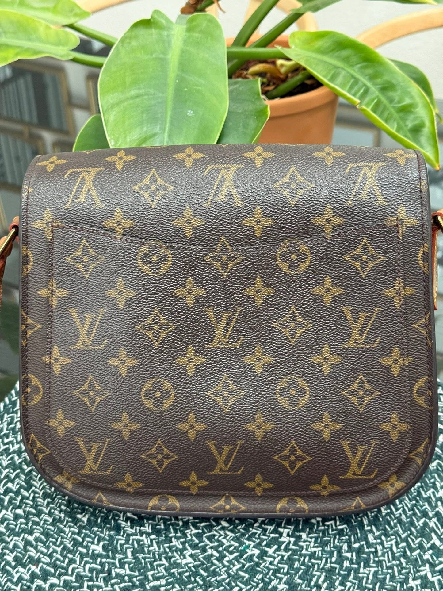 St. Cloud GM in Monogram 📅 Year 2001