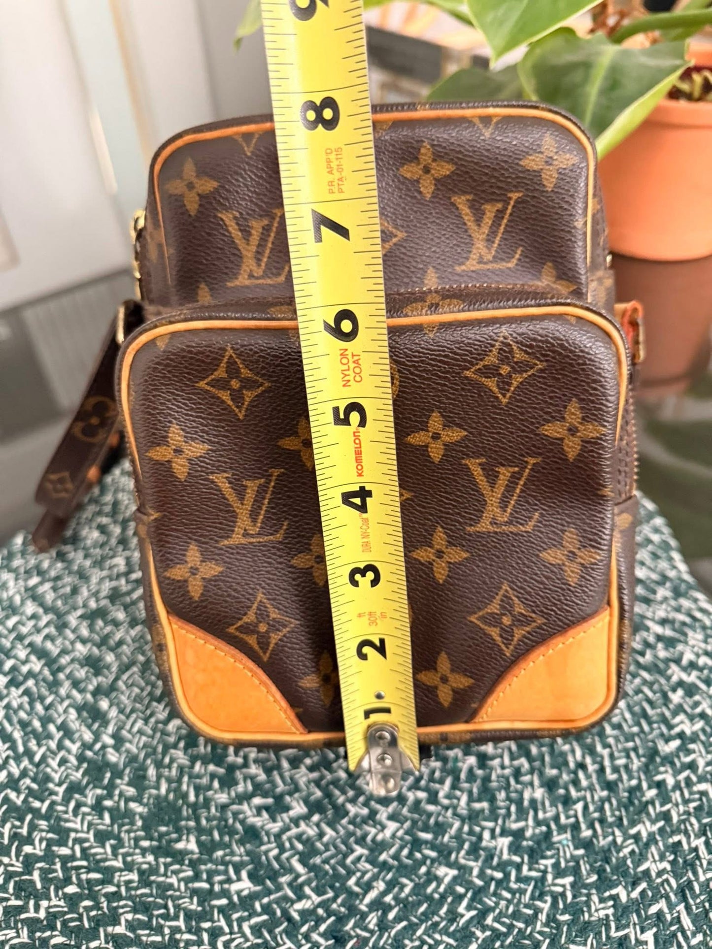 Amazon PM Crossbody 🗓️ Year: 2007