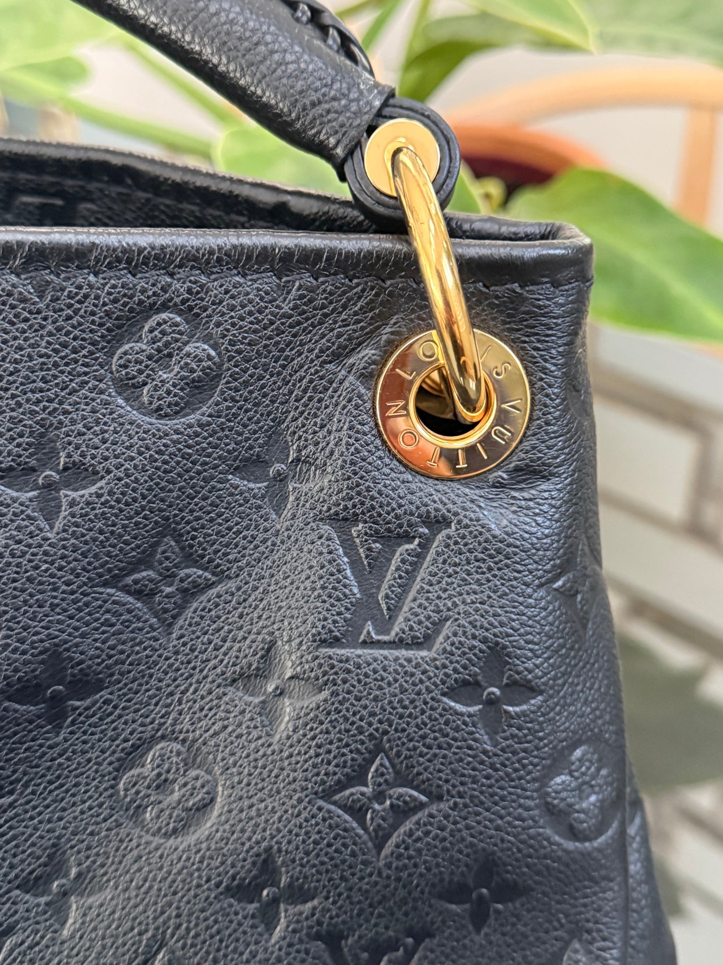 Artsy MM Empriente Black with Dustbag - 📅 Microchip and Authenticated