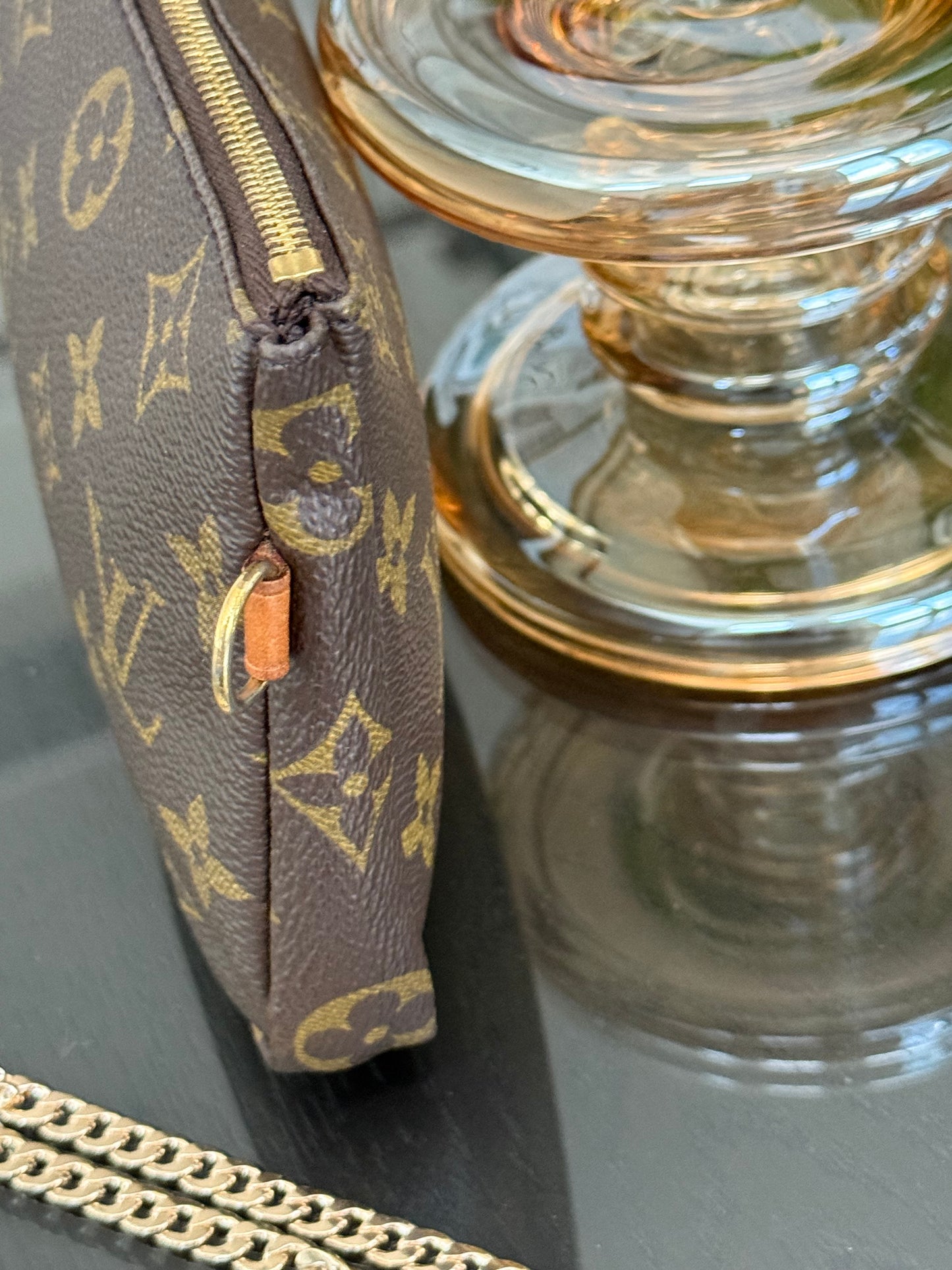 Sac Shopping Pouch with Generic Gold Strap