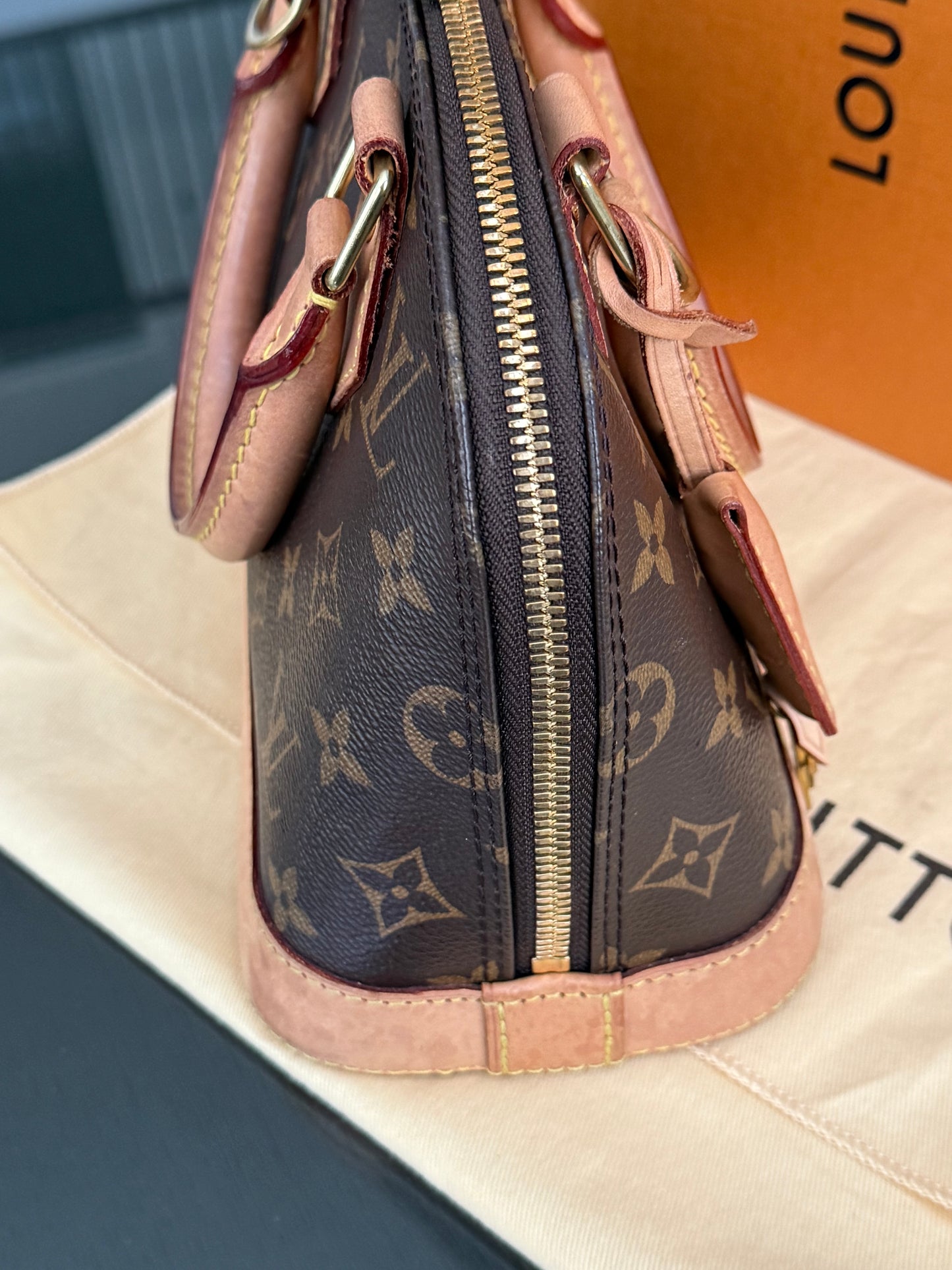 Alma BB with Box , dustbag and Insert Organizer - 📅 Year: 2020