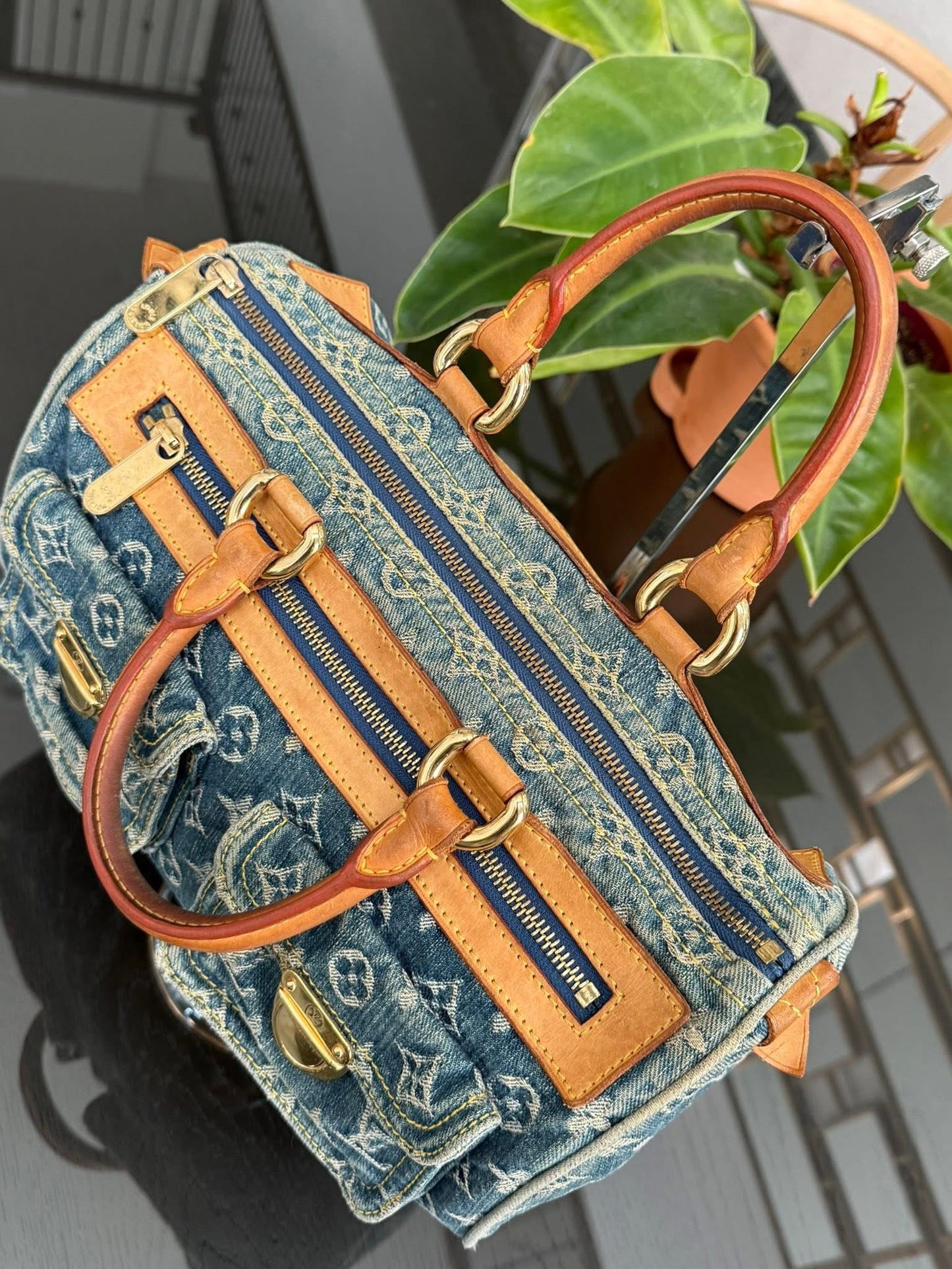 Neo Speedy Denim 📅 Year: 2005