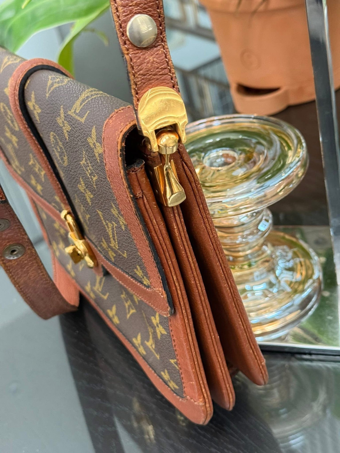 Monogram Sac Vendome 2 Way Bag -🗓️ Pre Date Code