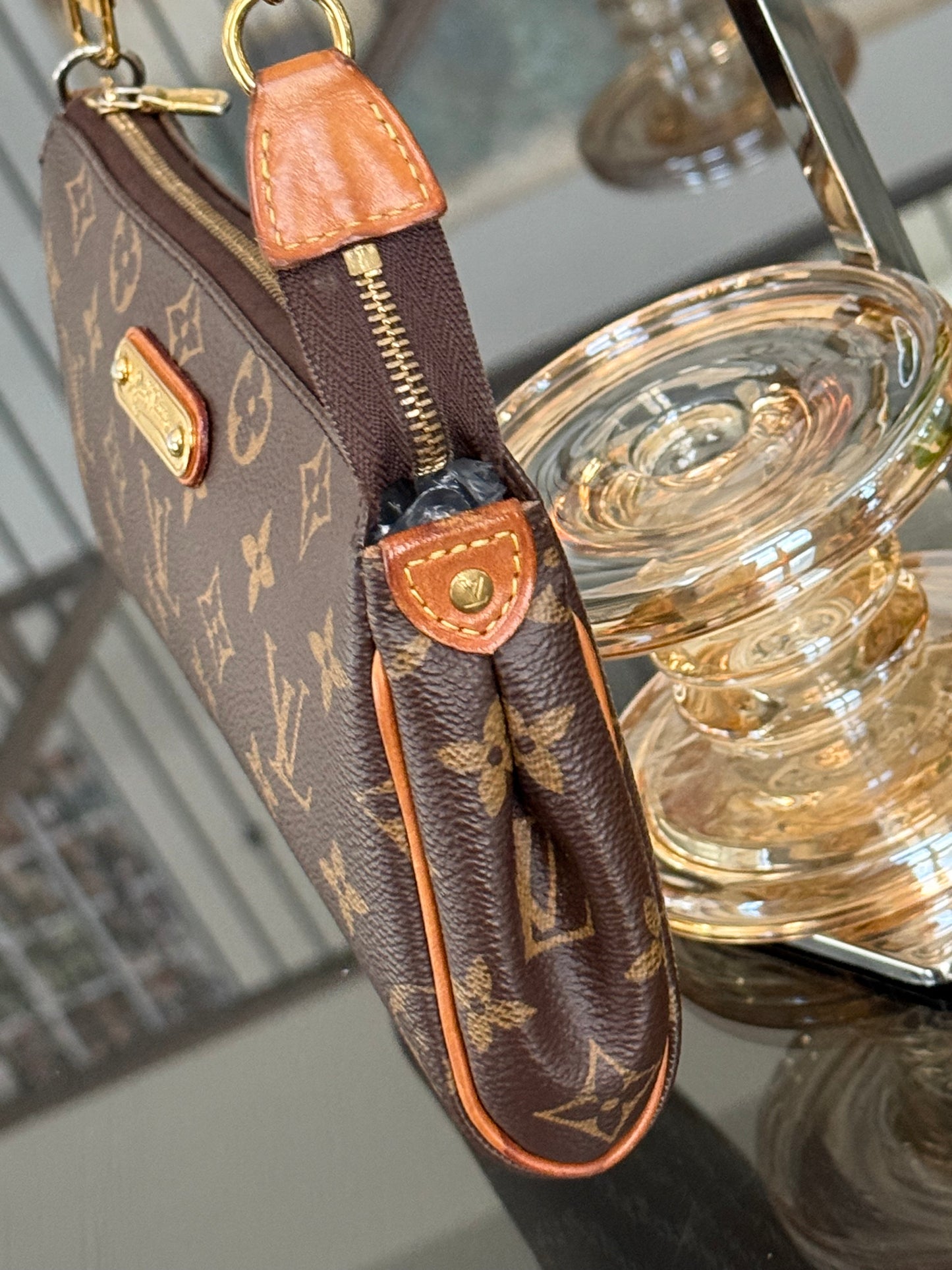 Eva Clutch with Dustbag- 🗓️ Year: 2015