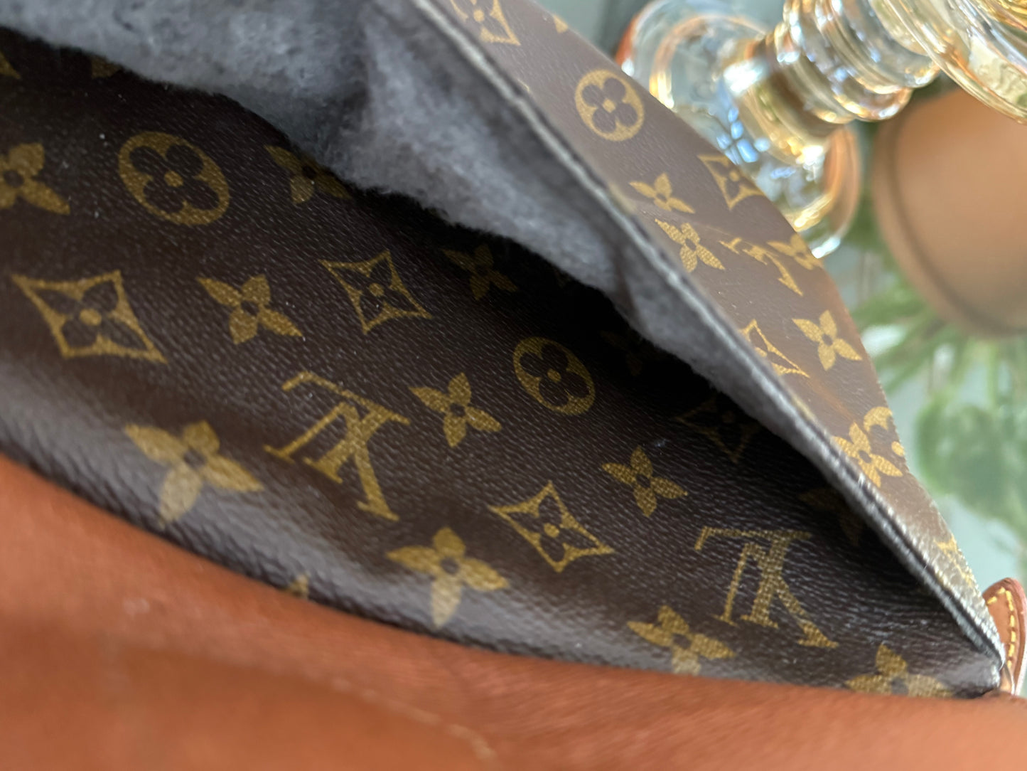 Jeaunefille MM Crossbody -Year: 1990