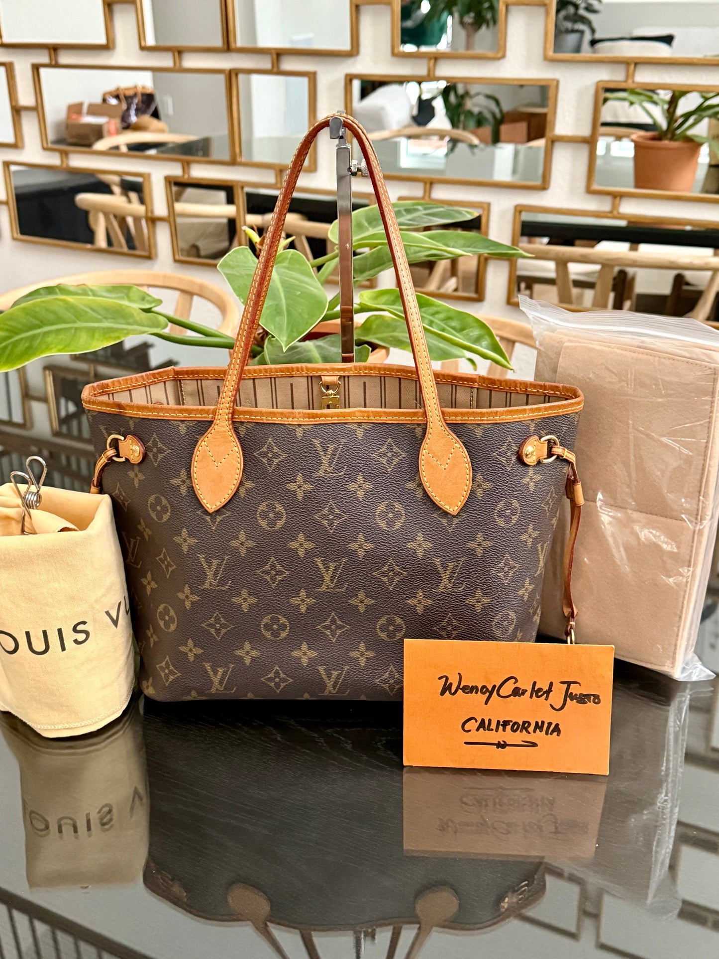 Neverfull PM in Monogram with Dustbag and Insert Organizer 🗓️ Year: 2009