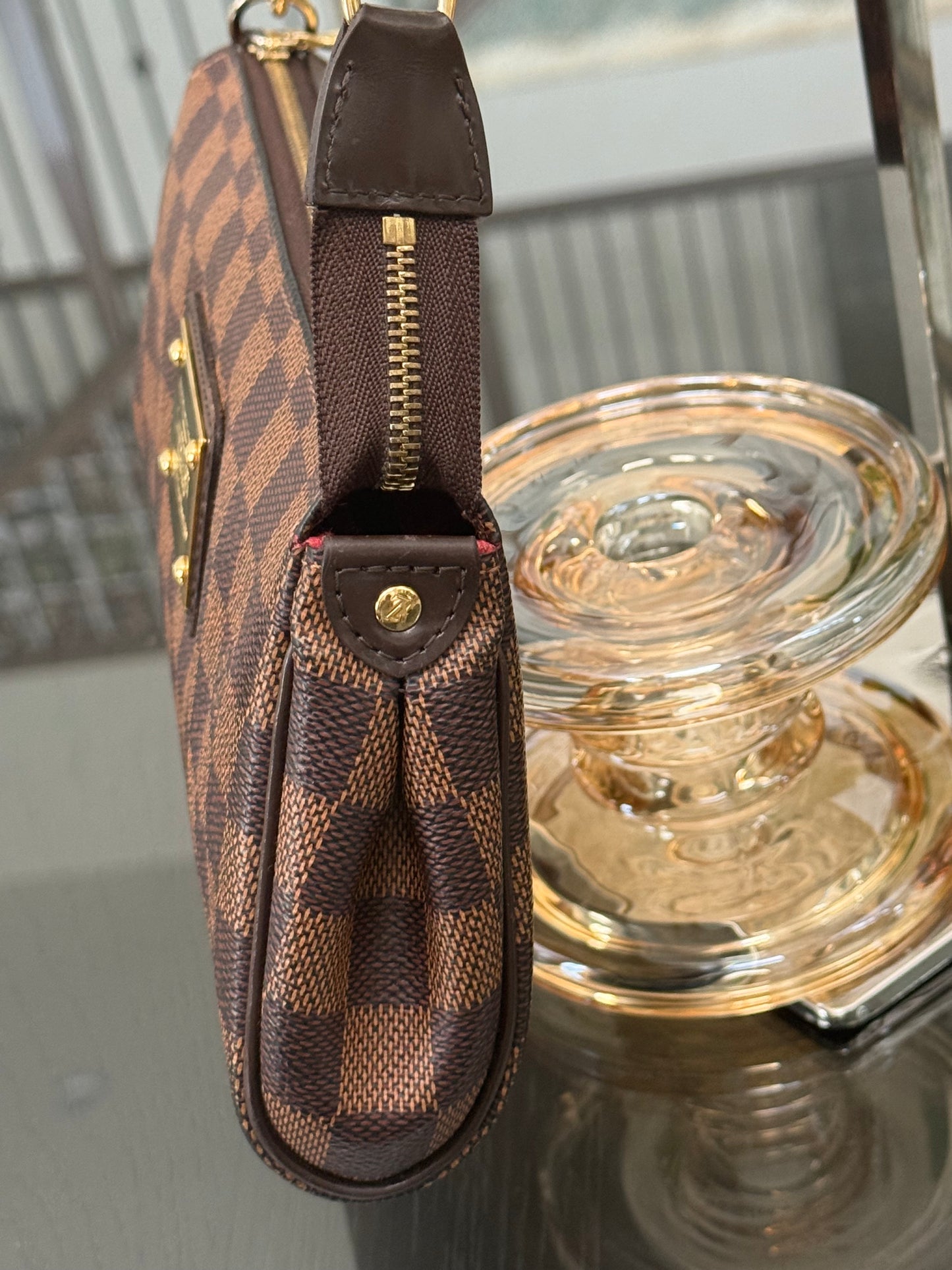 Eva Clutch in DE with Dustbag,Box and Paper bag
🗓️ Year: 2015