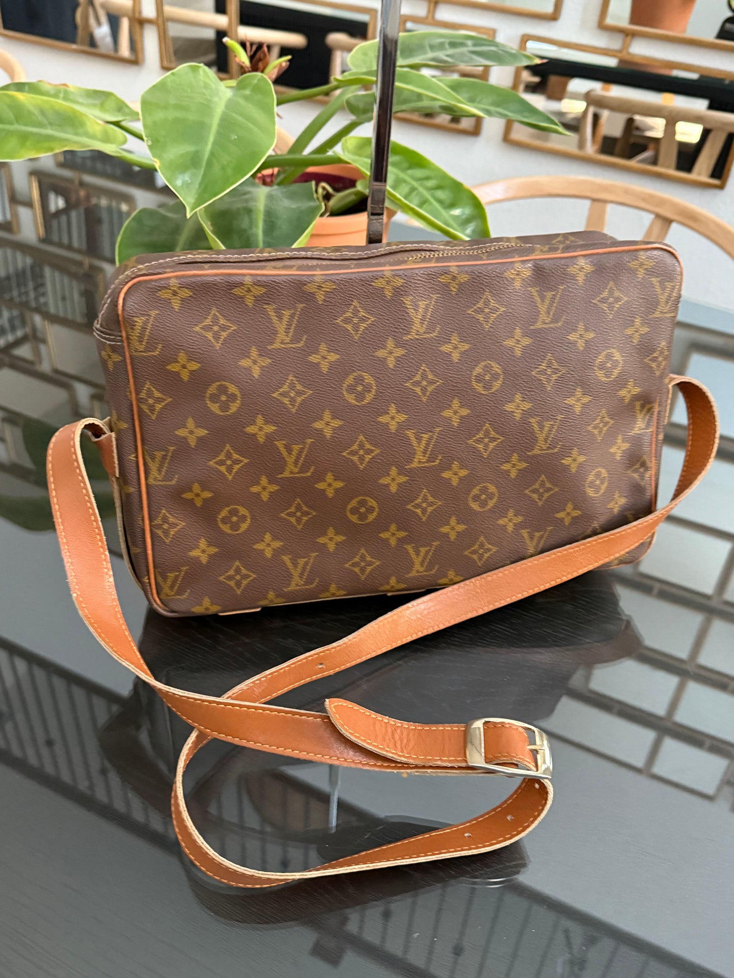 French Company Sac Bandoulier 35 🗓️