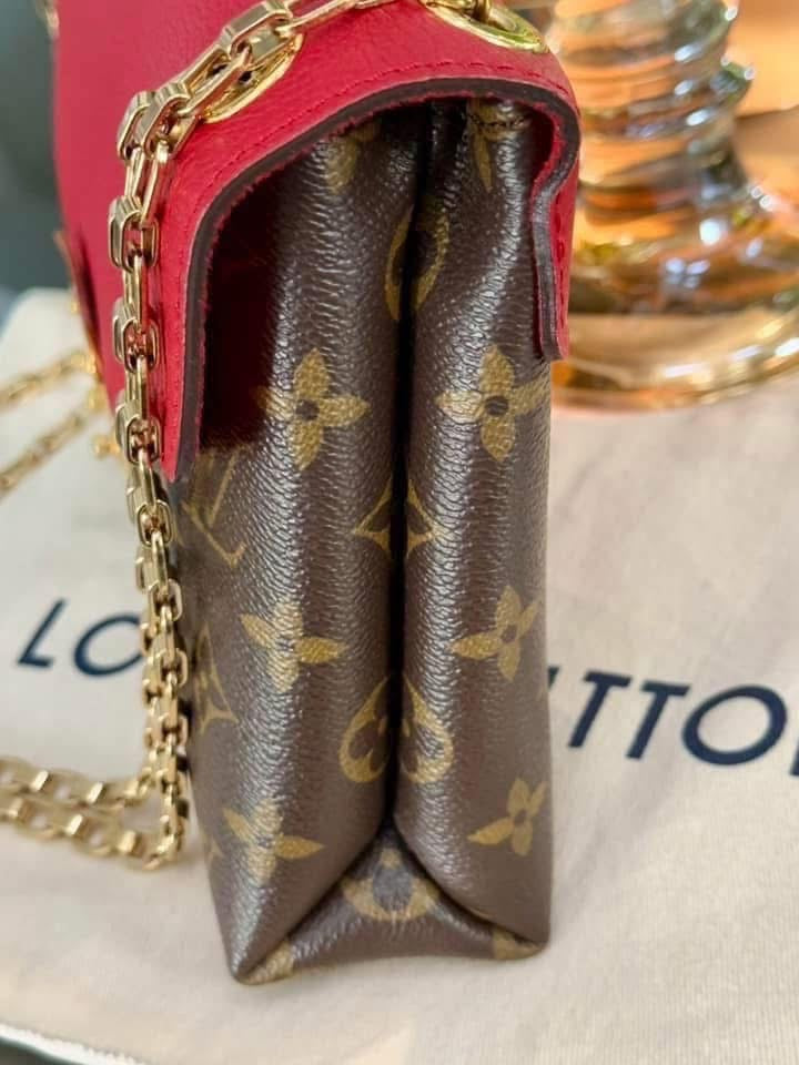 Pallas Chain in Cherry with Dustbag -🗓️ Year: 2015
