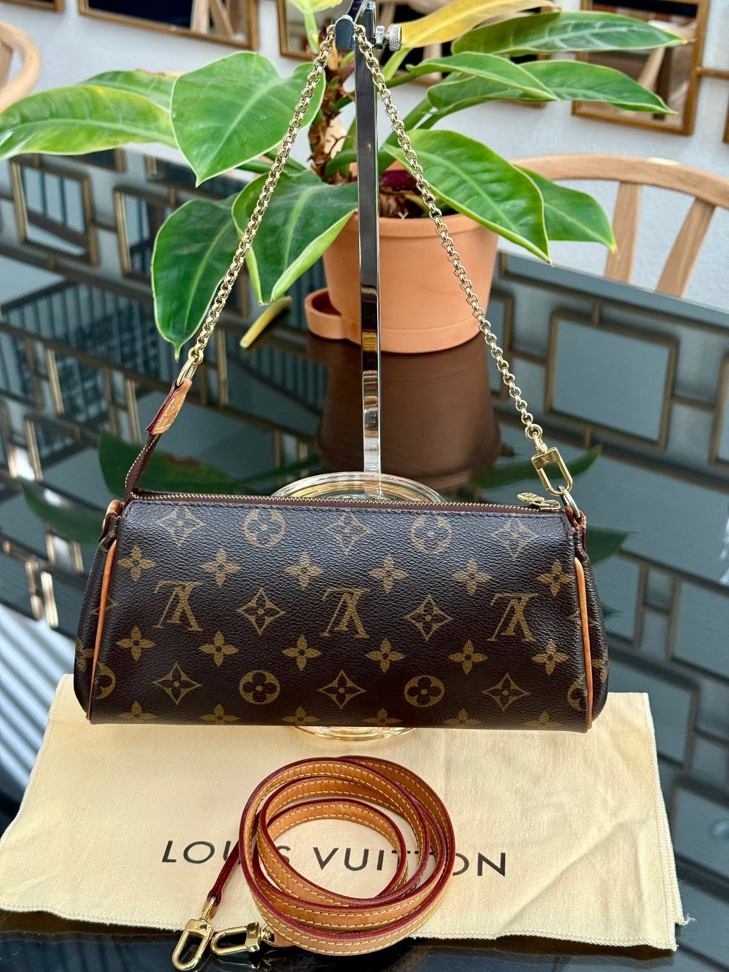 Eva Clutch with Original Strap,Box Dustbag and Insert Organizer 🗓️ Year: 2012