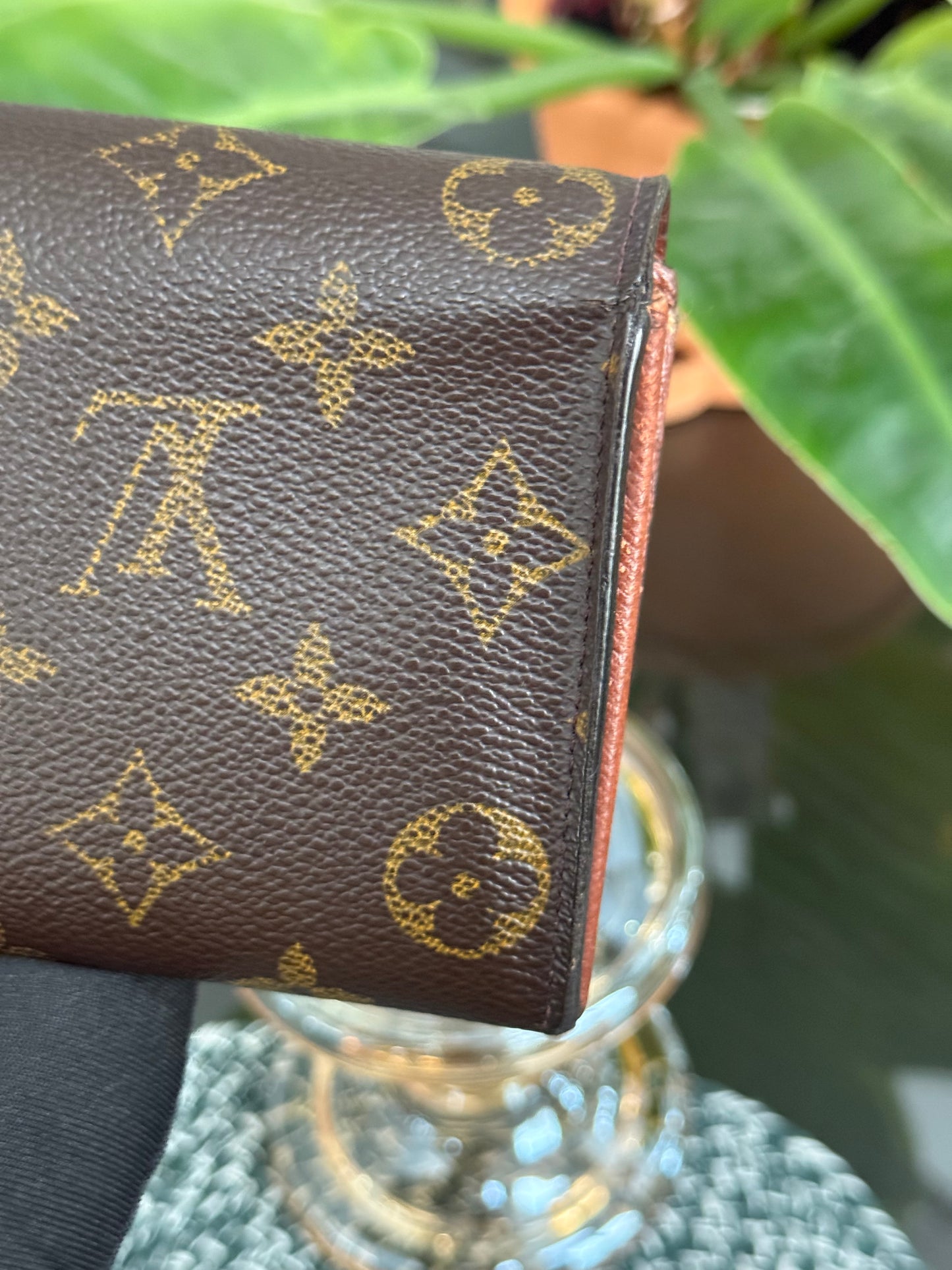 Sarah Wallet in Monogram with 2 Cardholders 🗓️ Year: 2001