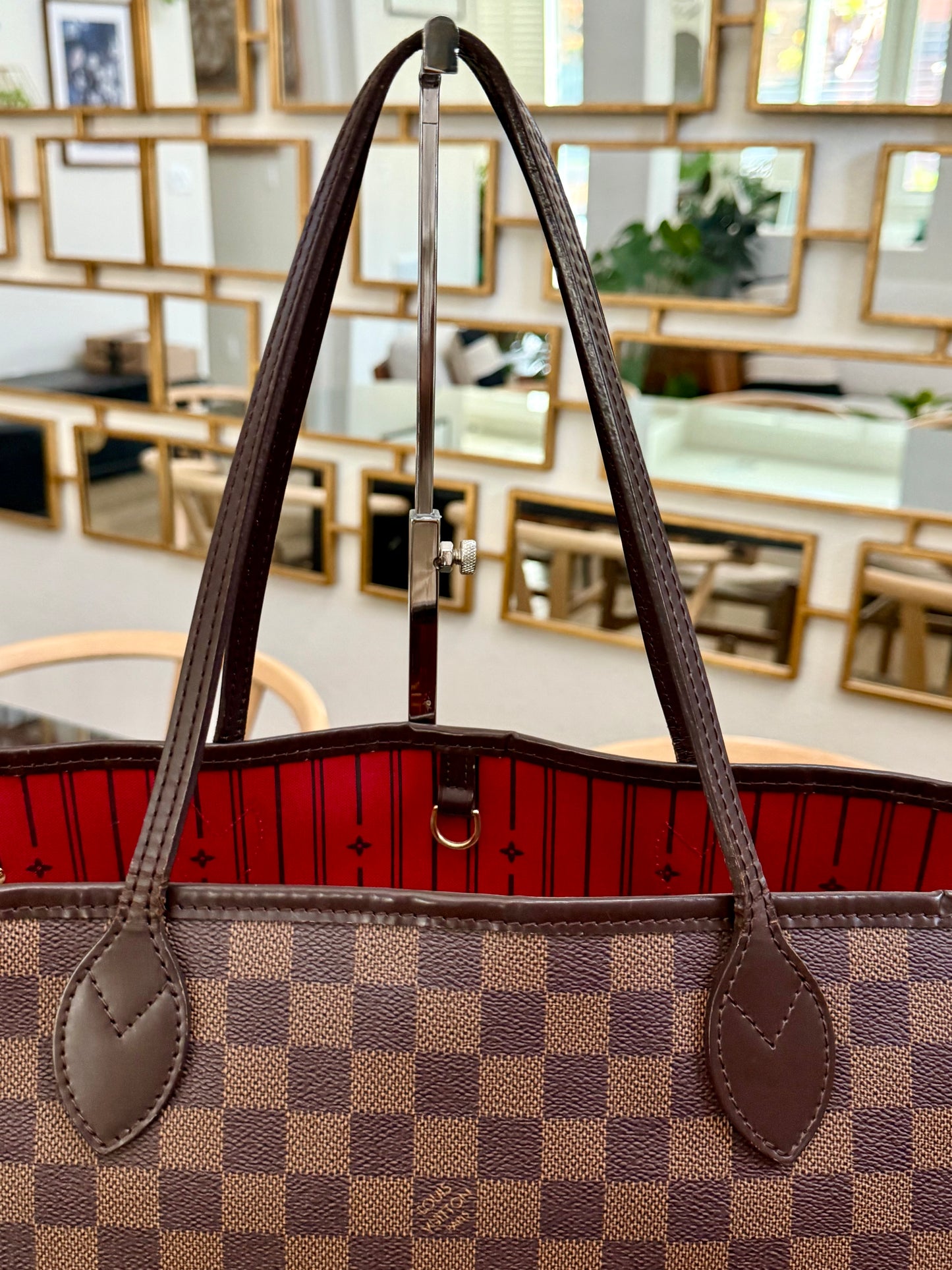 Neverfull MM in DE with Dustbag 🗓️ Year: 2010